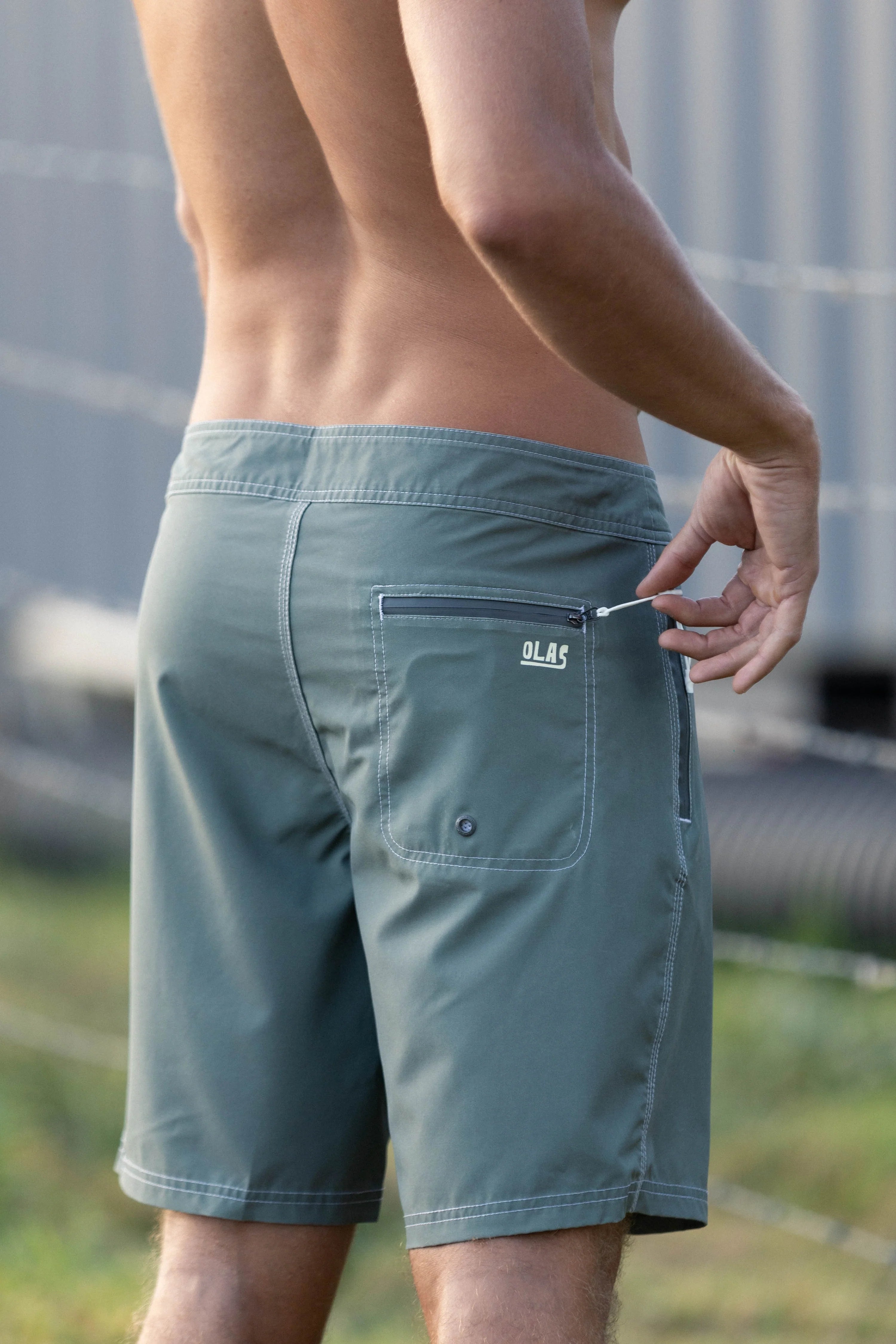 OLAS Sundown surf short