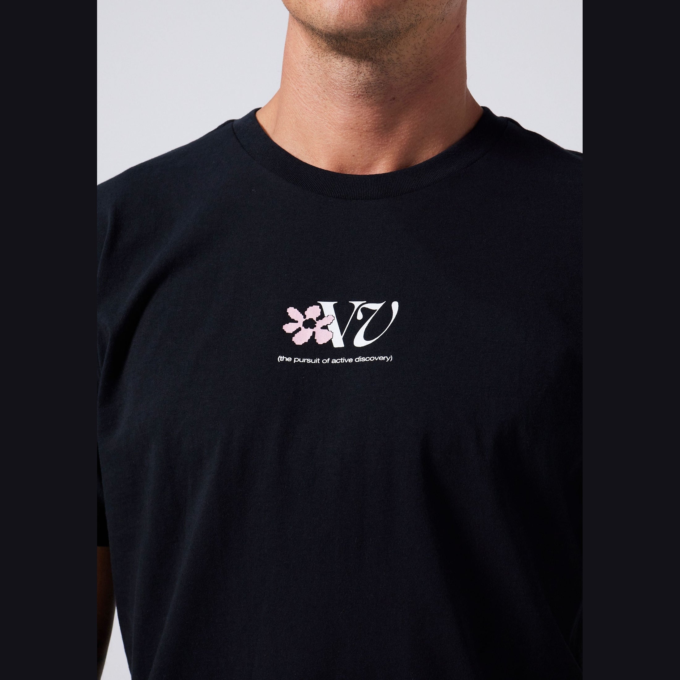 RIVVIA Digi flower t-shirt - Black
