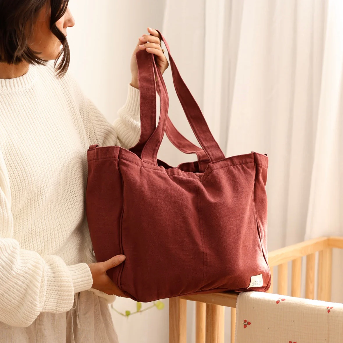 ARRAY Everyday Pocket Tote - Rosewood