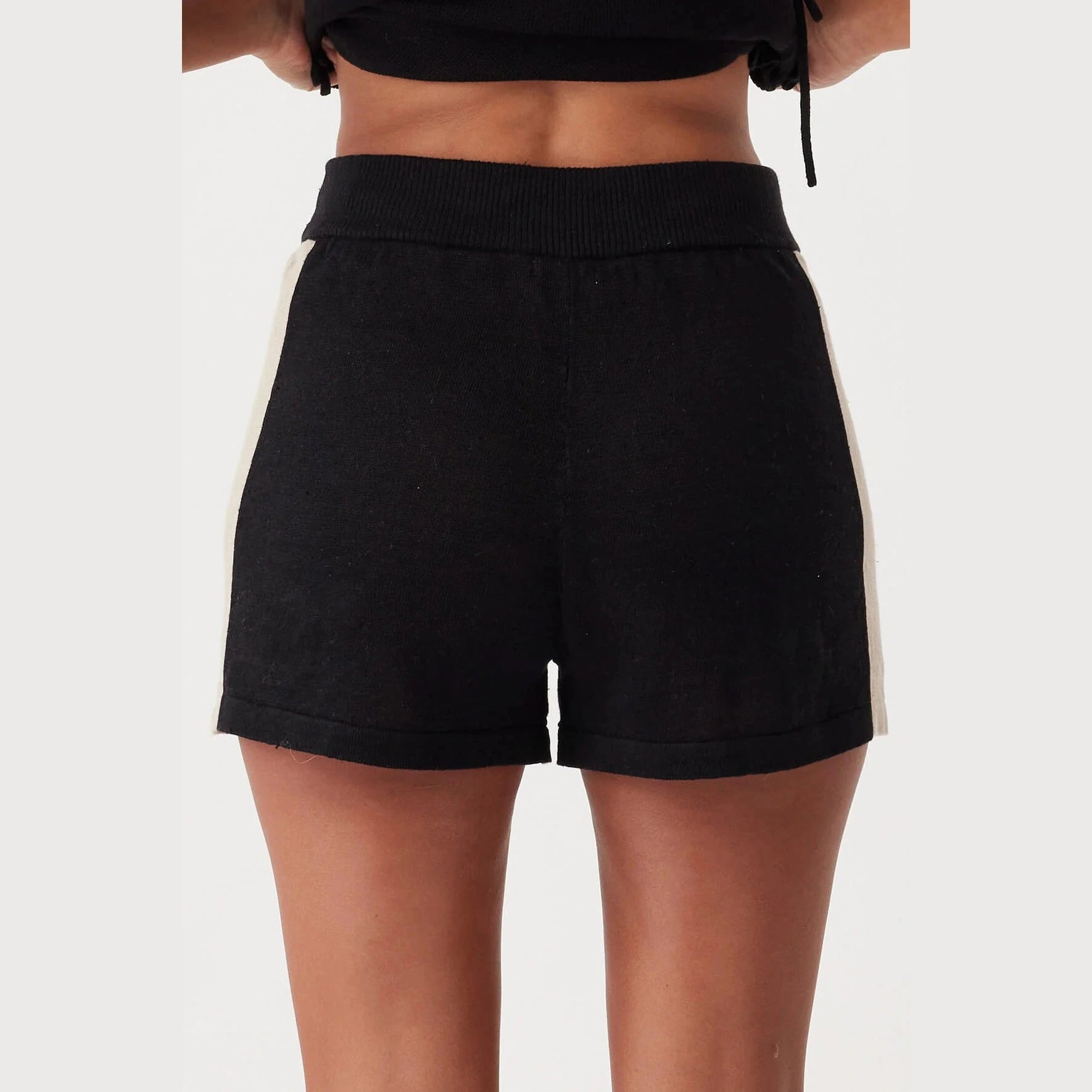 ARCAA Larri Linen Knit Short - Black & Taupe