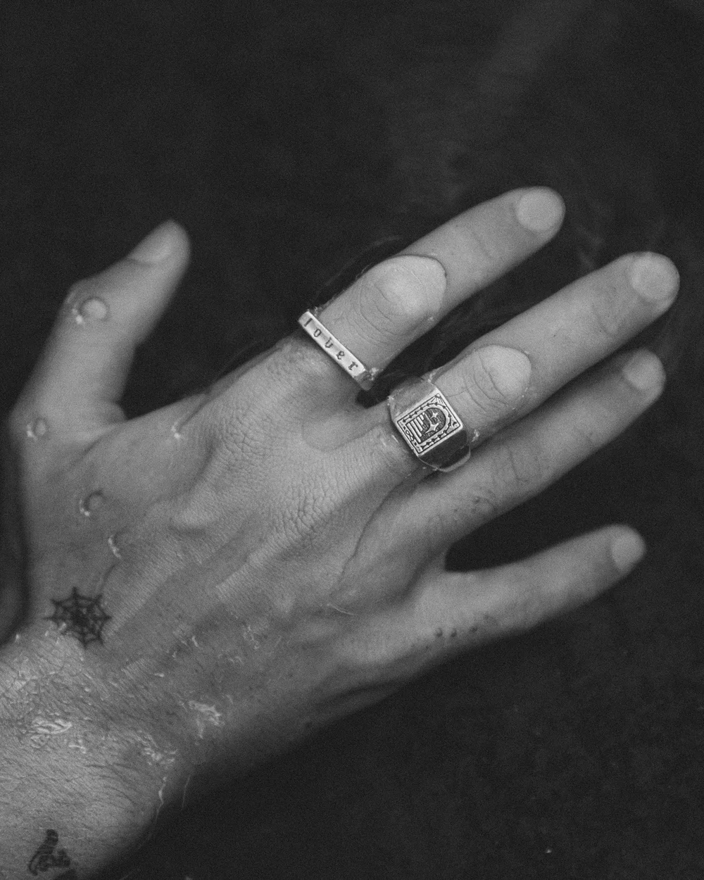 SUE THE BOY Lover Stacker Ring Size W- 925 Silver