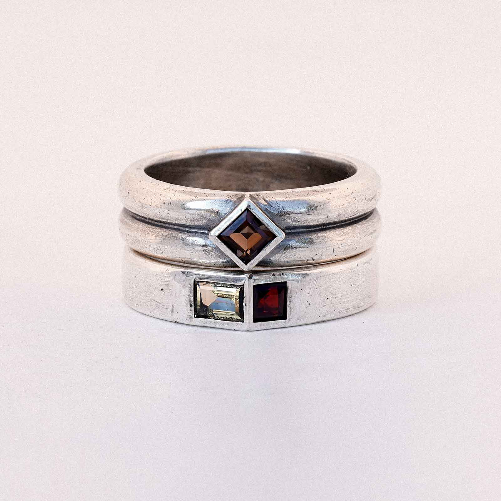 SUE THE BOY Axis ring 925 Silver/garnet/lemon quartz