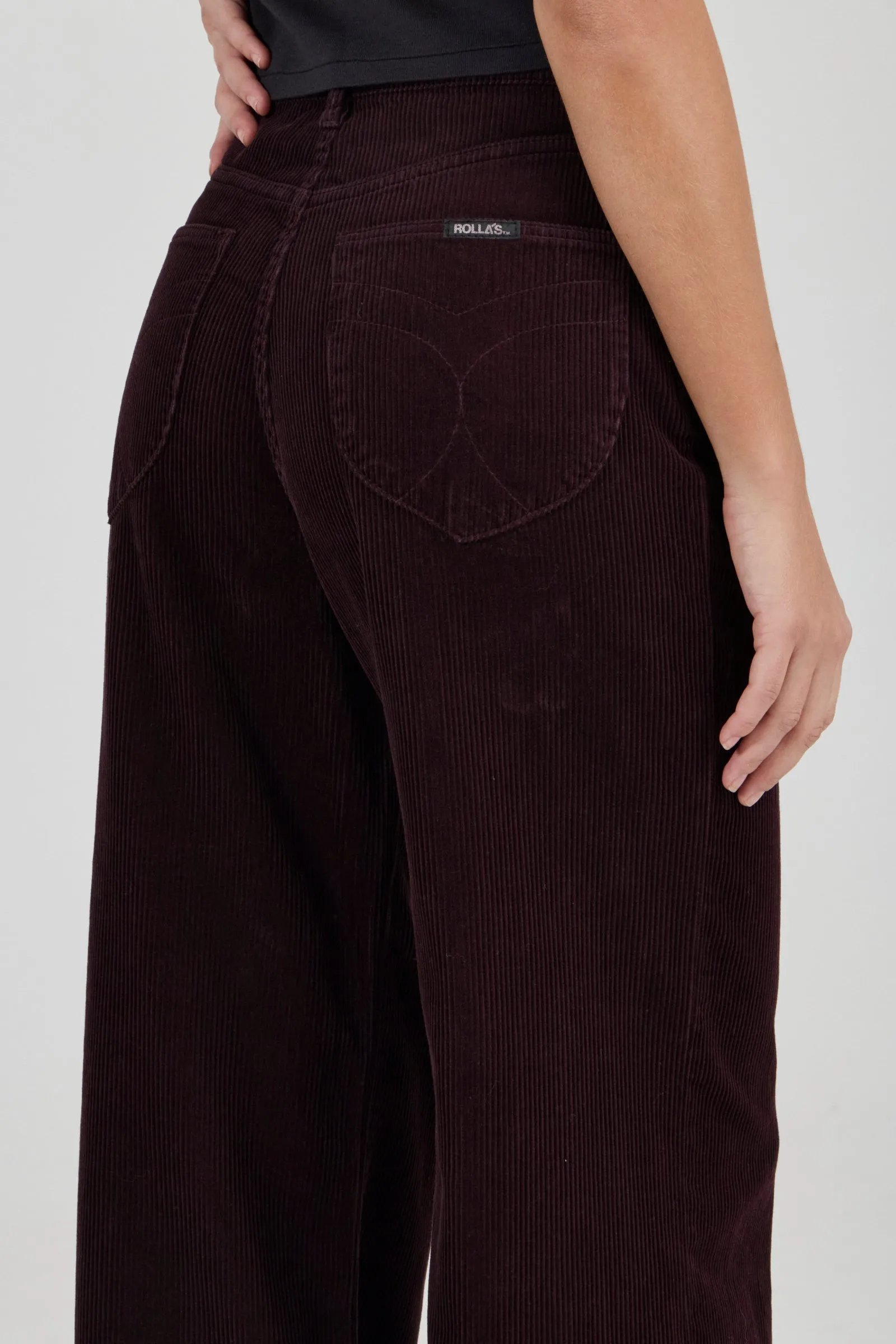 ROLLA'S Relaxed Sailor Jean Long - Dark Cherry Cord
