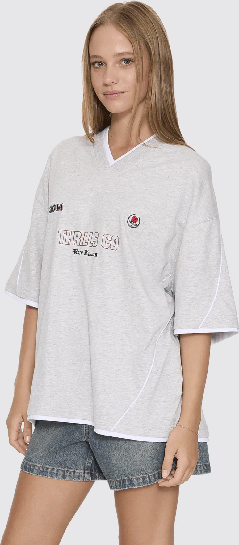 THRILLS Tournament of roses v neck oversized tee - Snow marle
