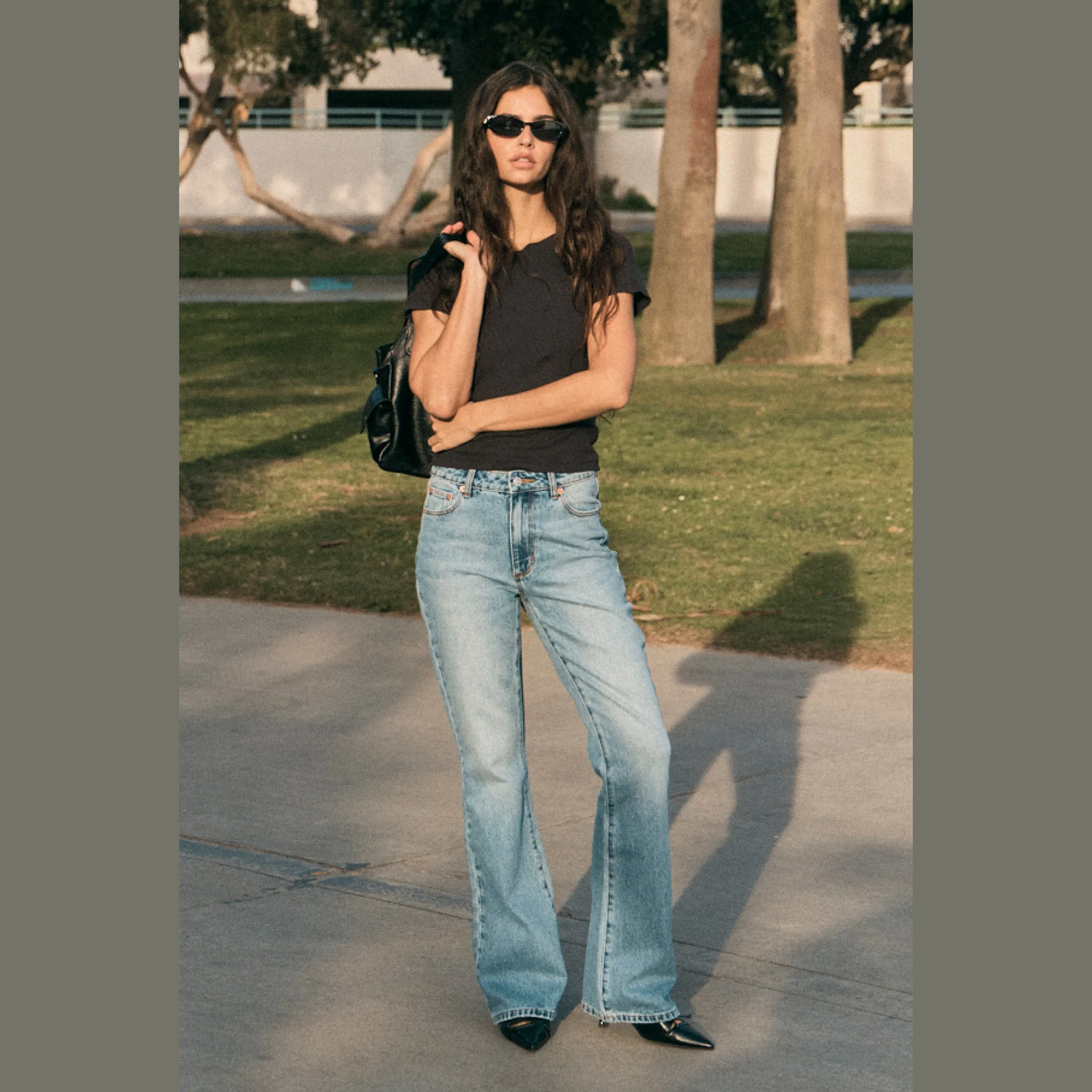 ROLLA'S Midtown Boot Jean - Surrender