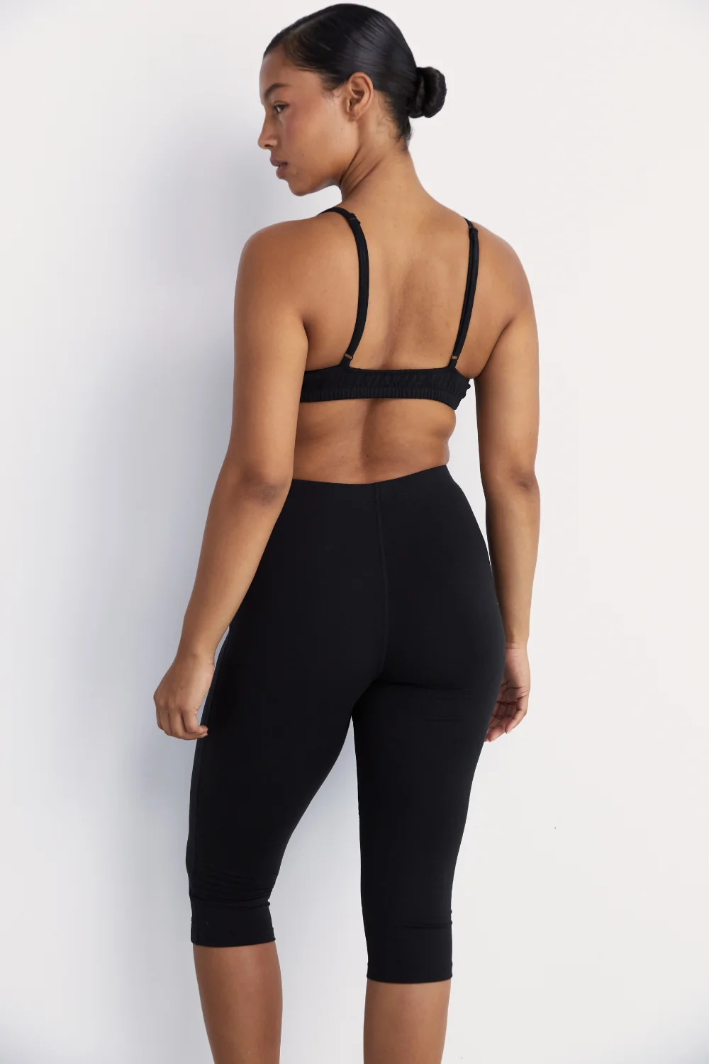 PINKY & KAMAL Capri Legging - Black