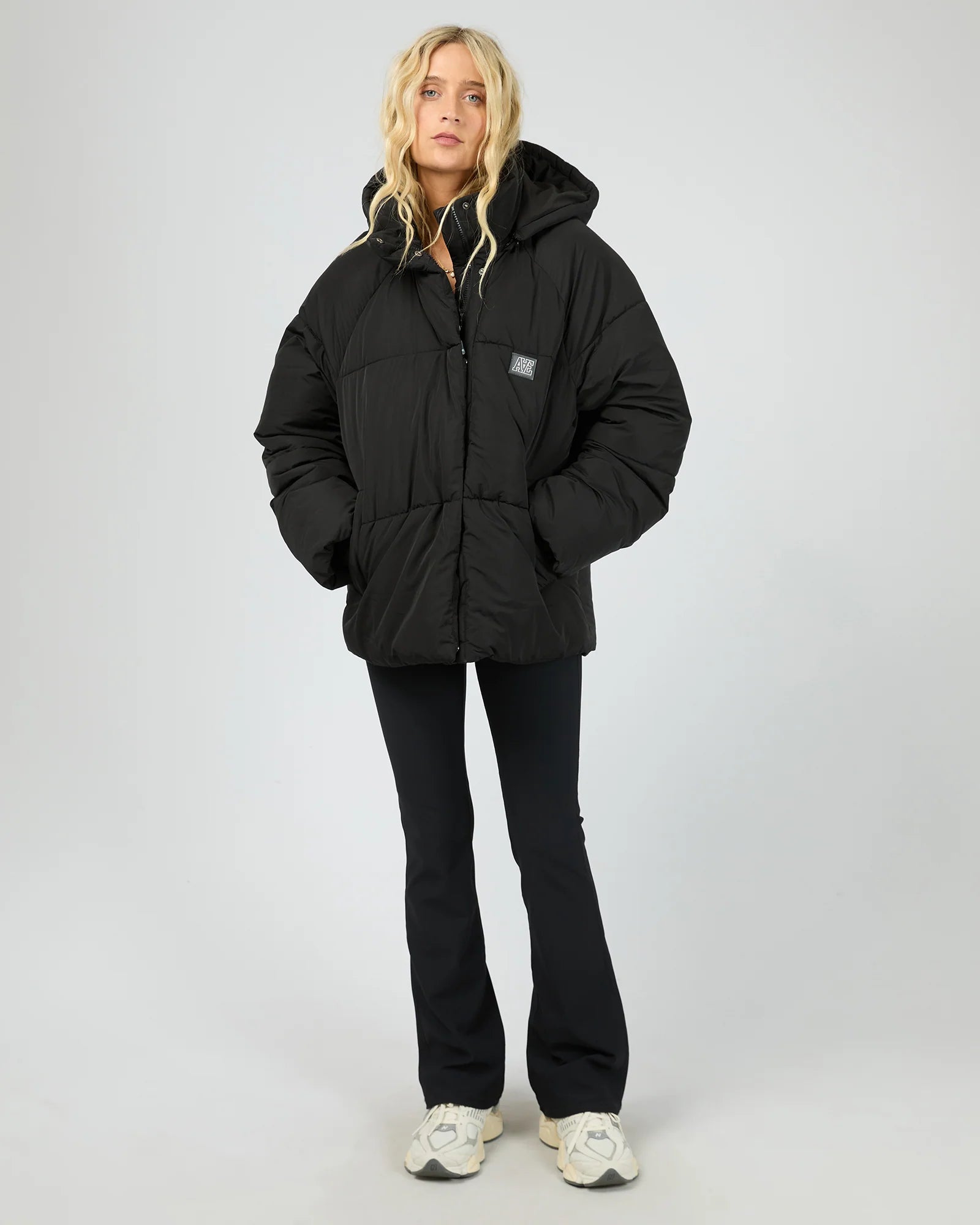 ALL ABOUT EVE. Elevate Puffer Jacket