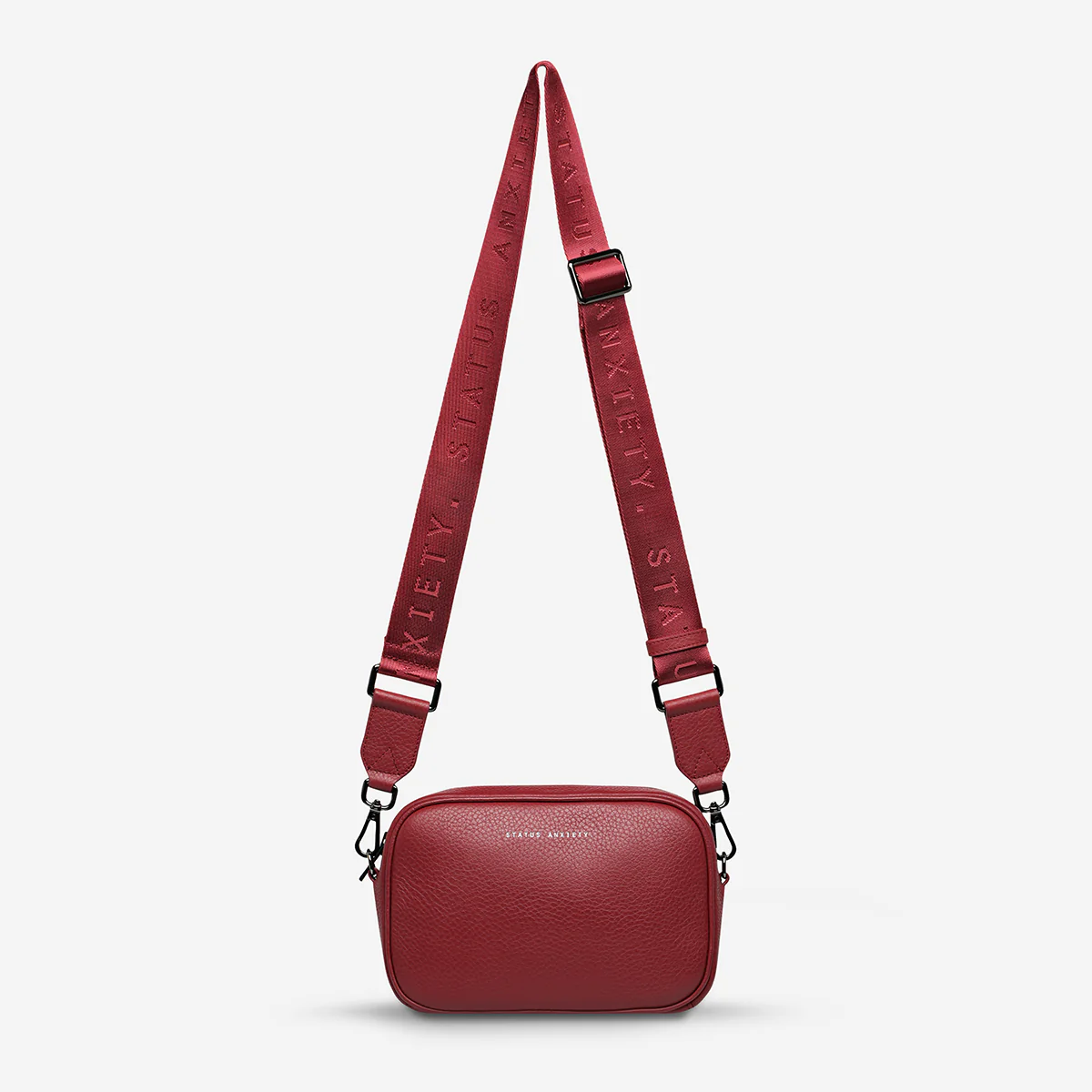 STATUS ANXIETY Plunder Bag With Webbed Strap - Rouge