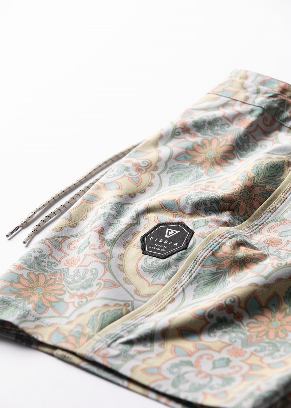 VISSLA Mundaka 17.5" Boardshort