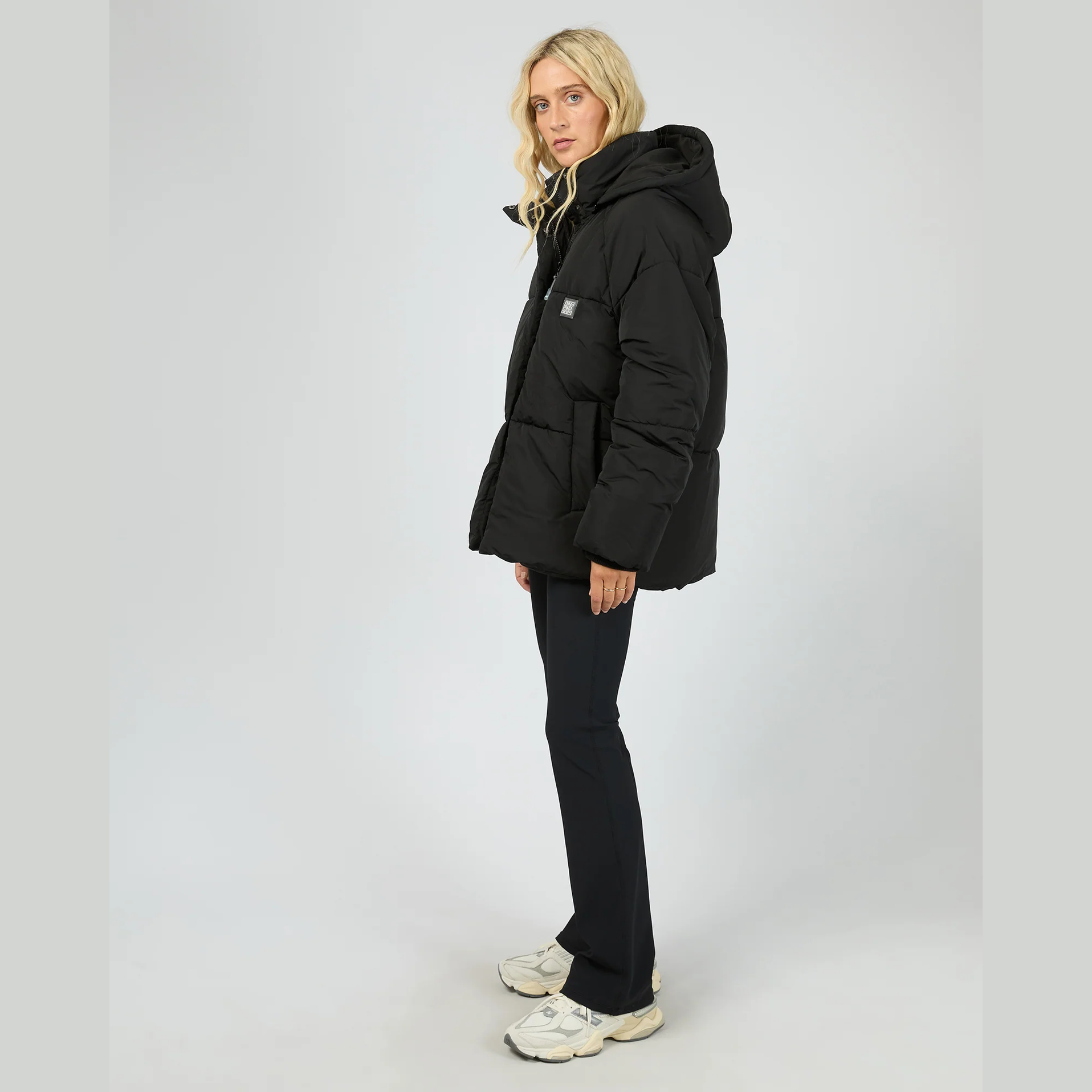 ALL ABOUT EVE. Elevate Puffer Jacket