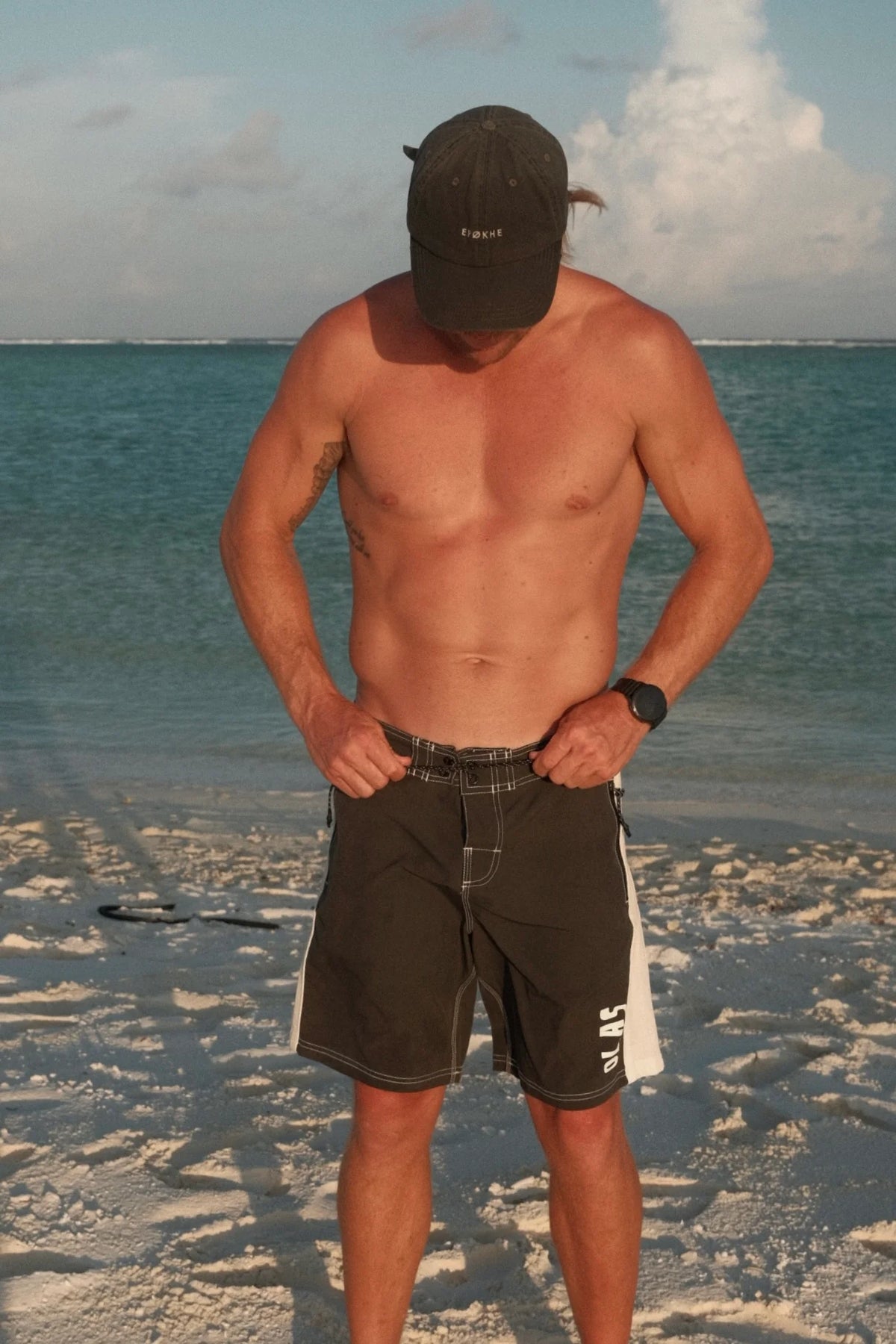 OLAS- Retrograde Boardshort Washed Black