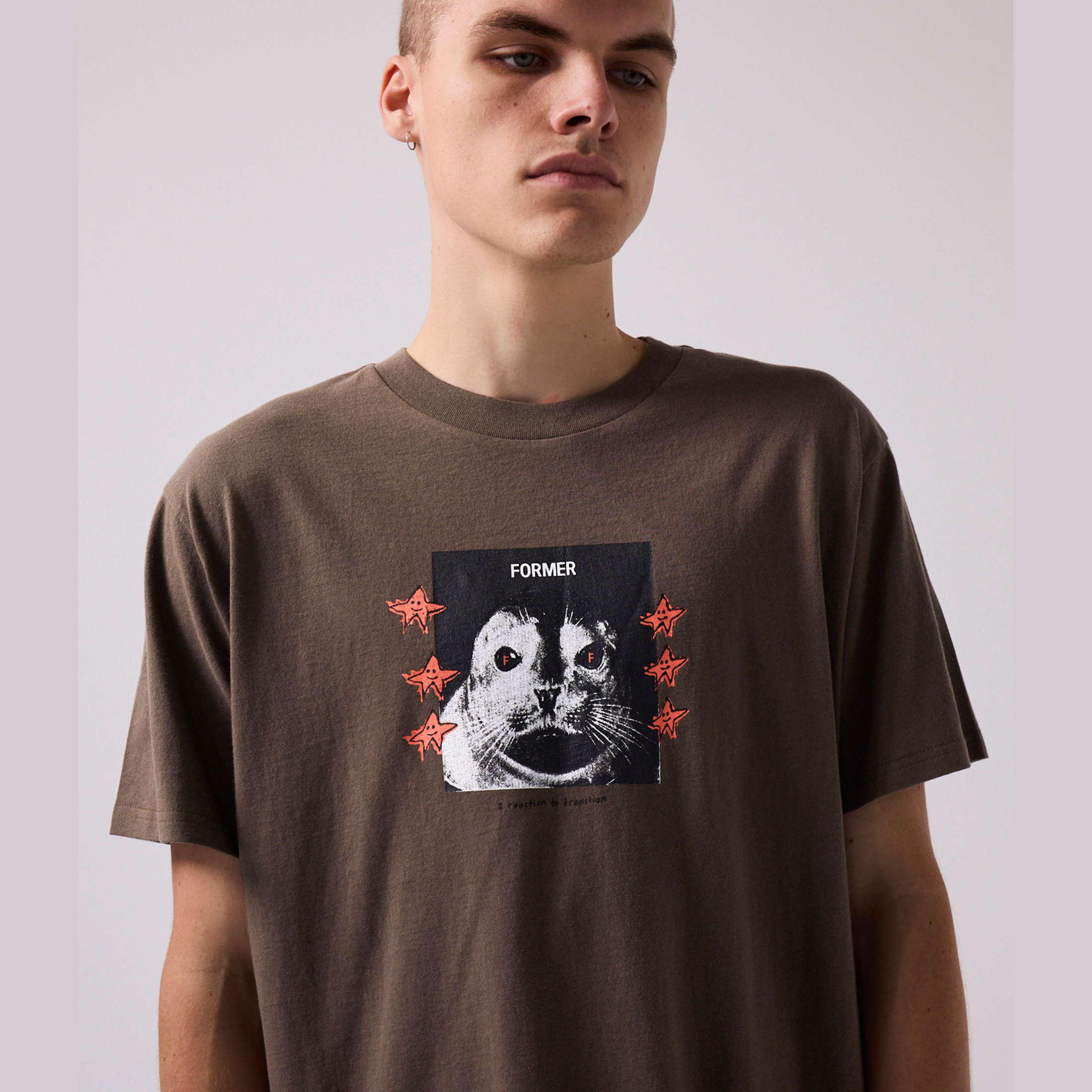 FORMER Pup star t-shirt - Pecan