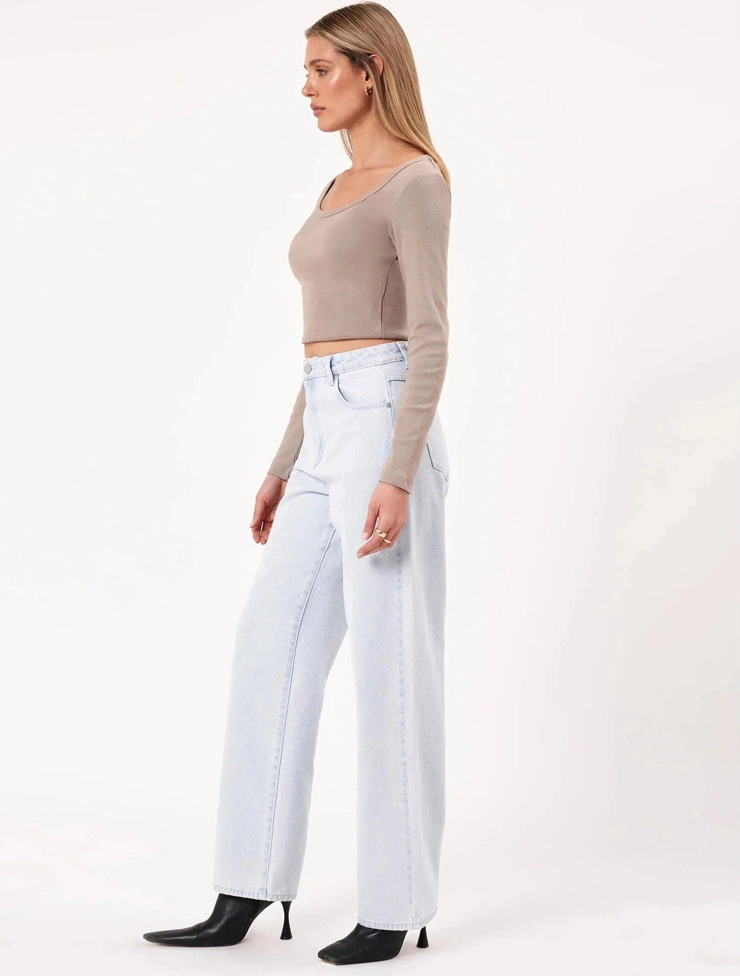 ABRAND Carrie jean Iris