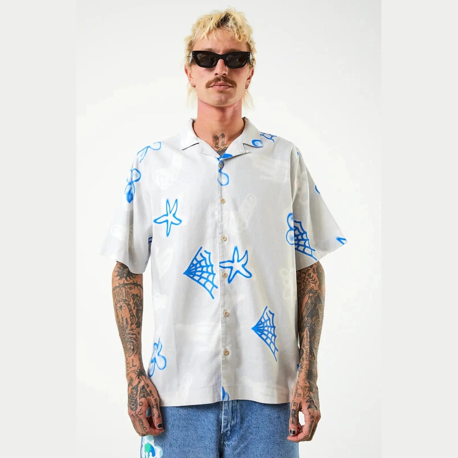 Afends planetary hemp cuban ss shirt - smoke