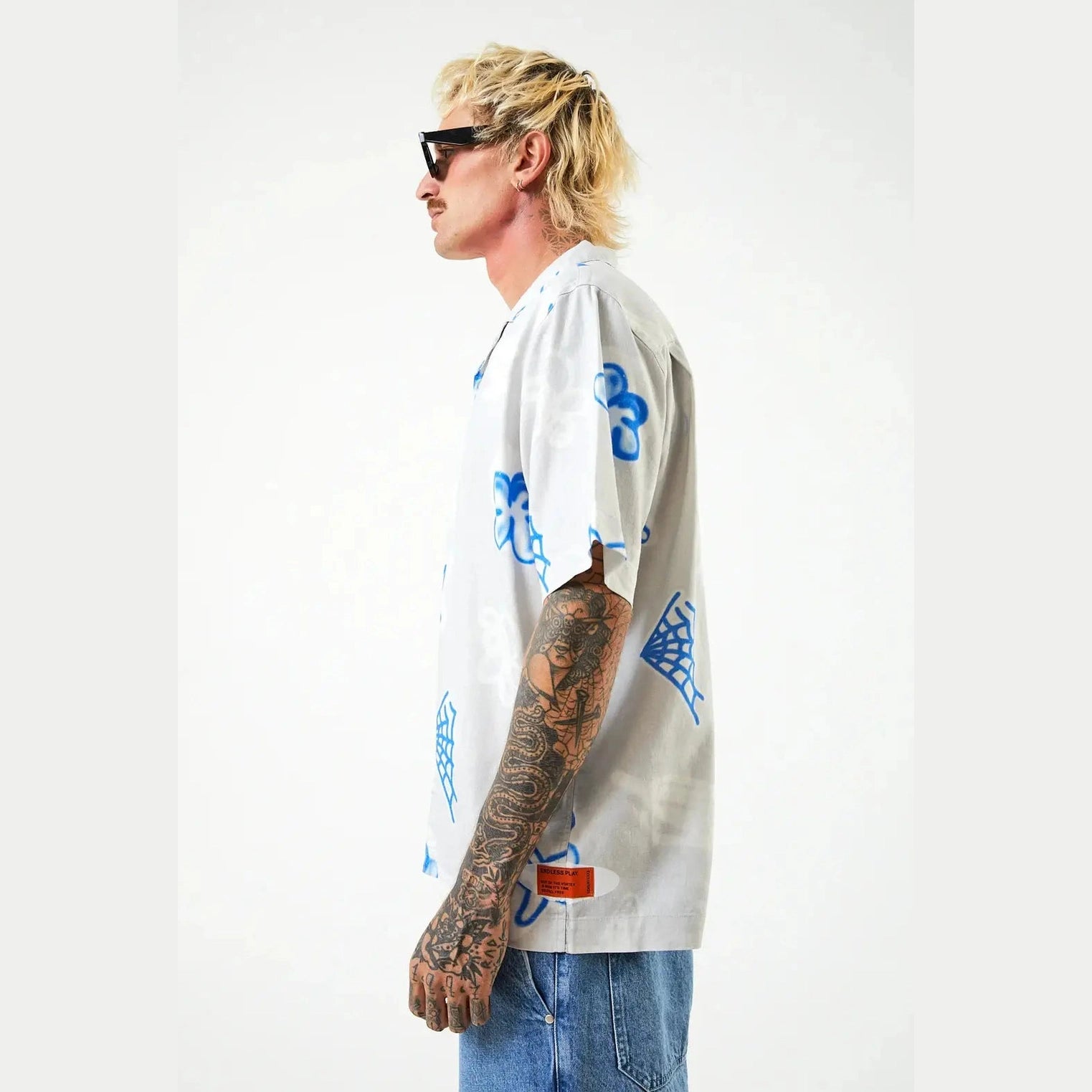 Afends planetary hemp cuban ss shirt - smoke