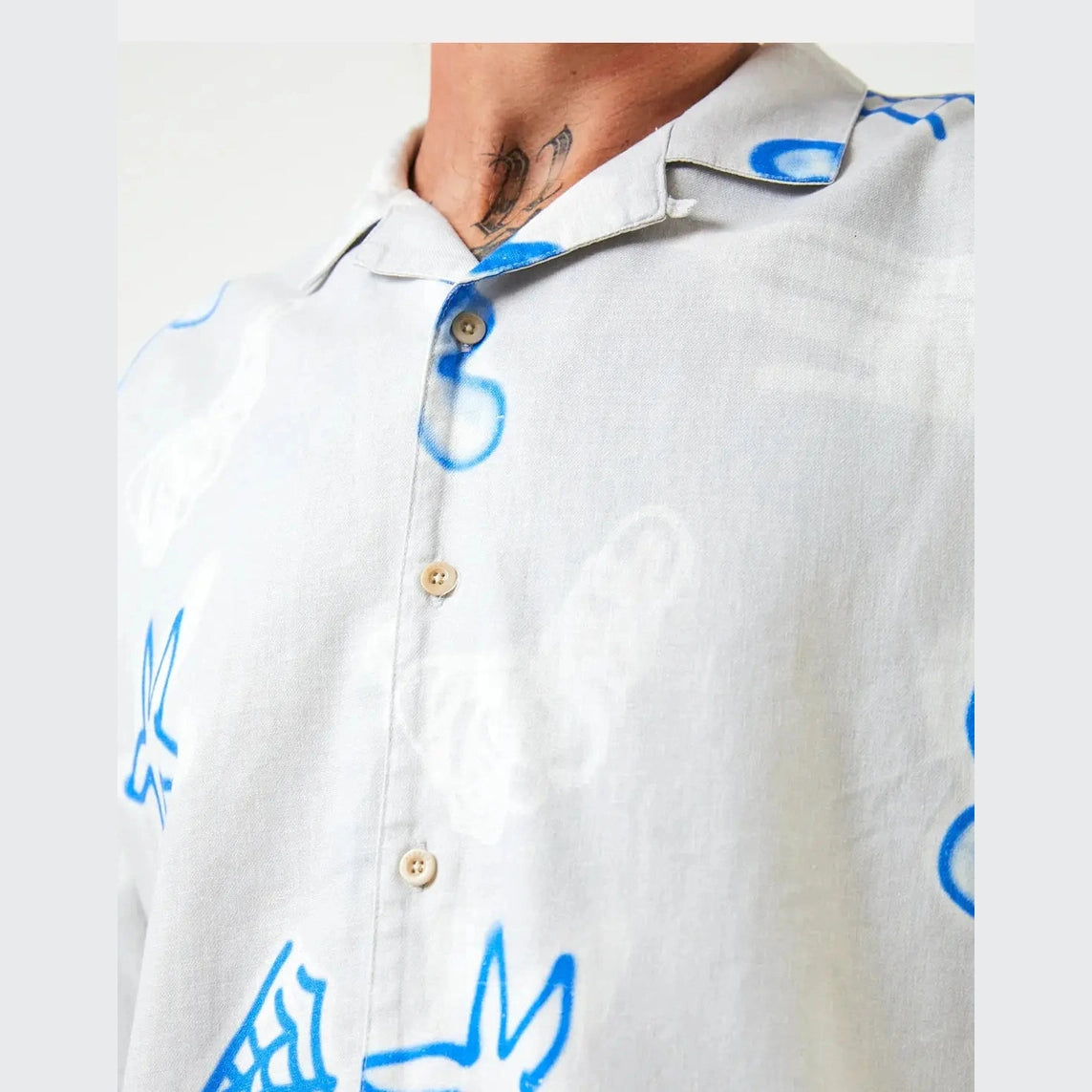 Afends planetary hemp cuban ss shirt - smoke