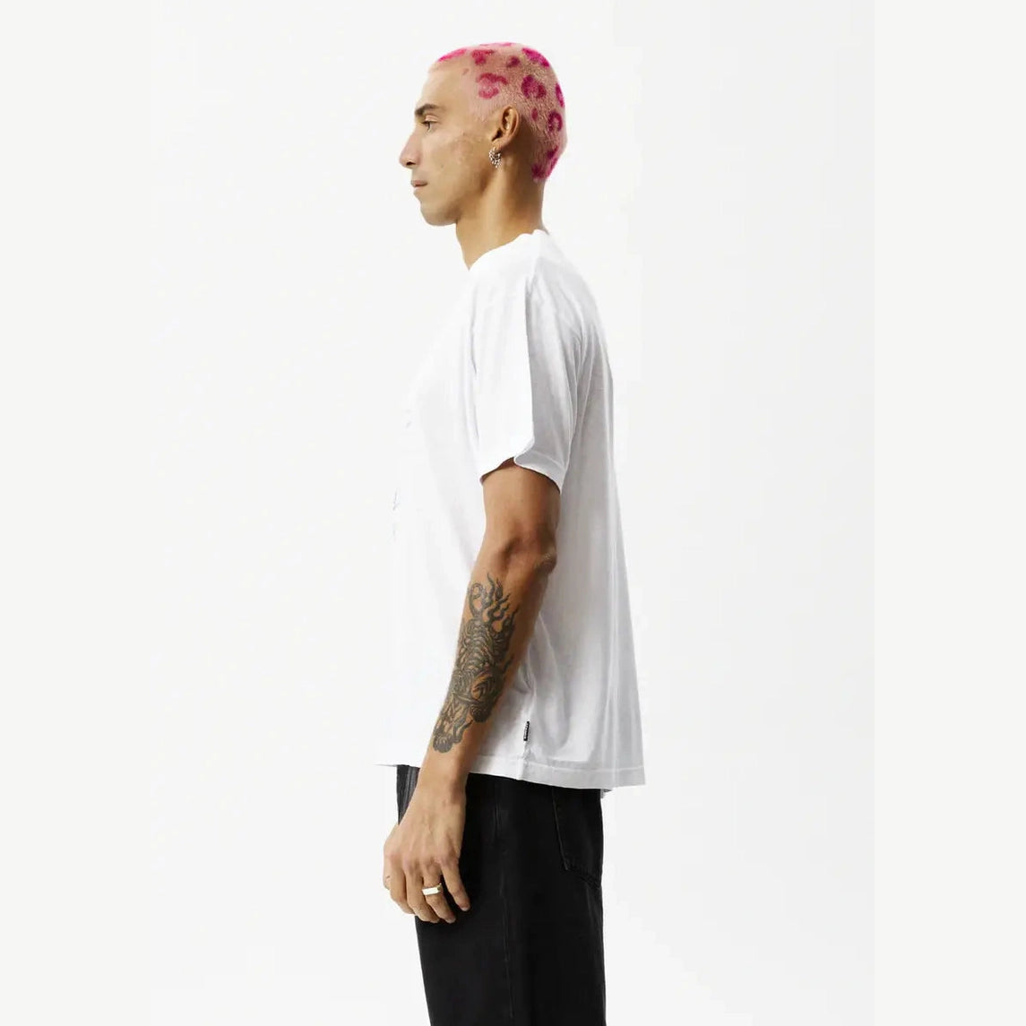 Afends waterfall hemp regular fit tee - white