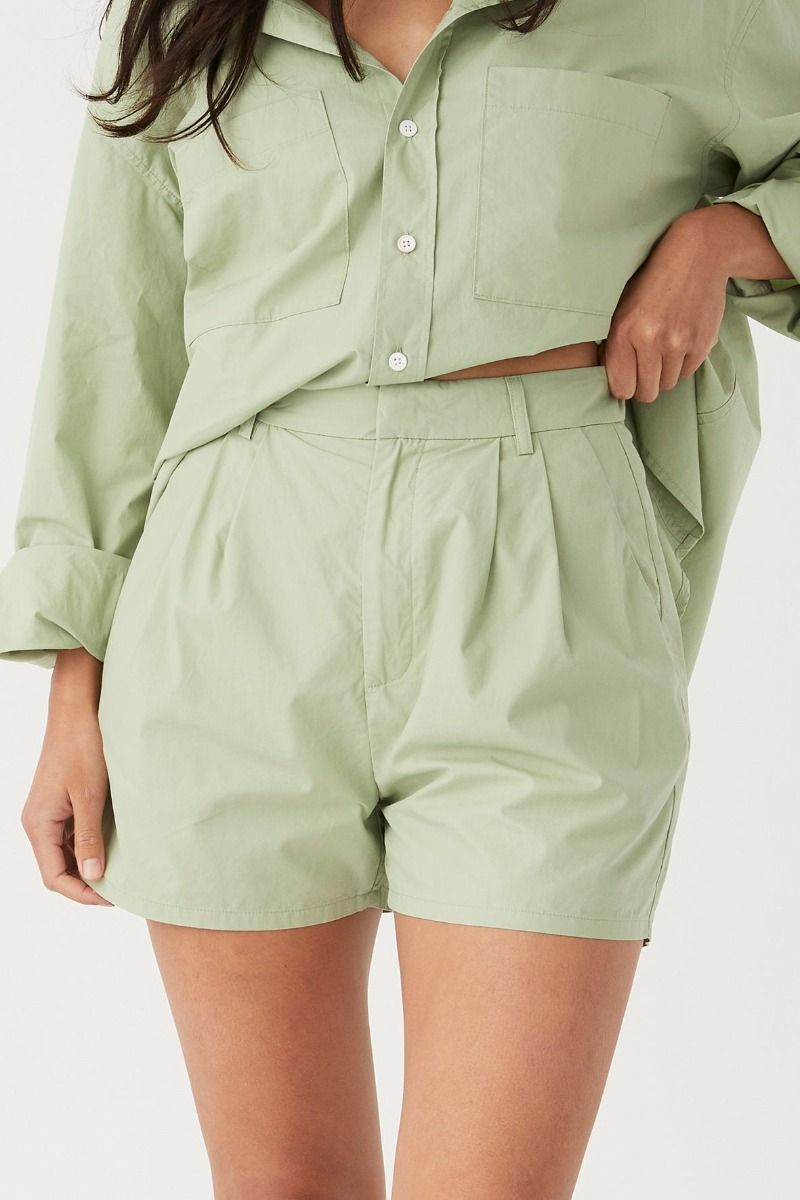 Arcaa dylan short - sage