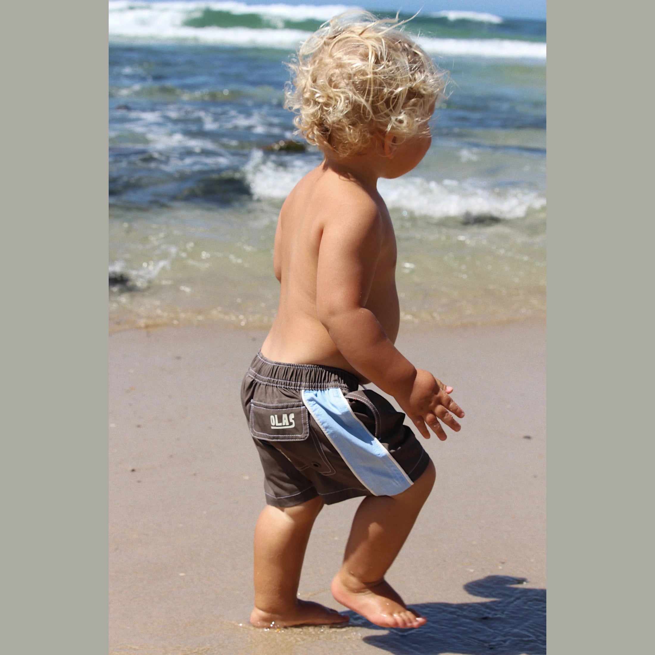 Olas - RETROGRADE MINI BOARDSHORT Coffee