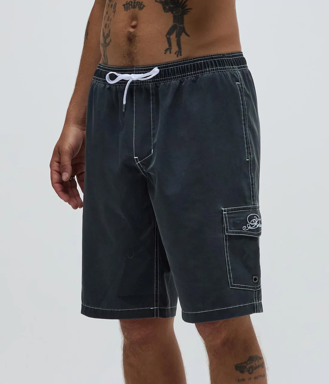 FORMER Swans cargo 21" swim trunk - Washed black
