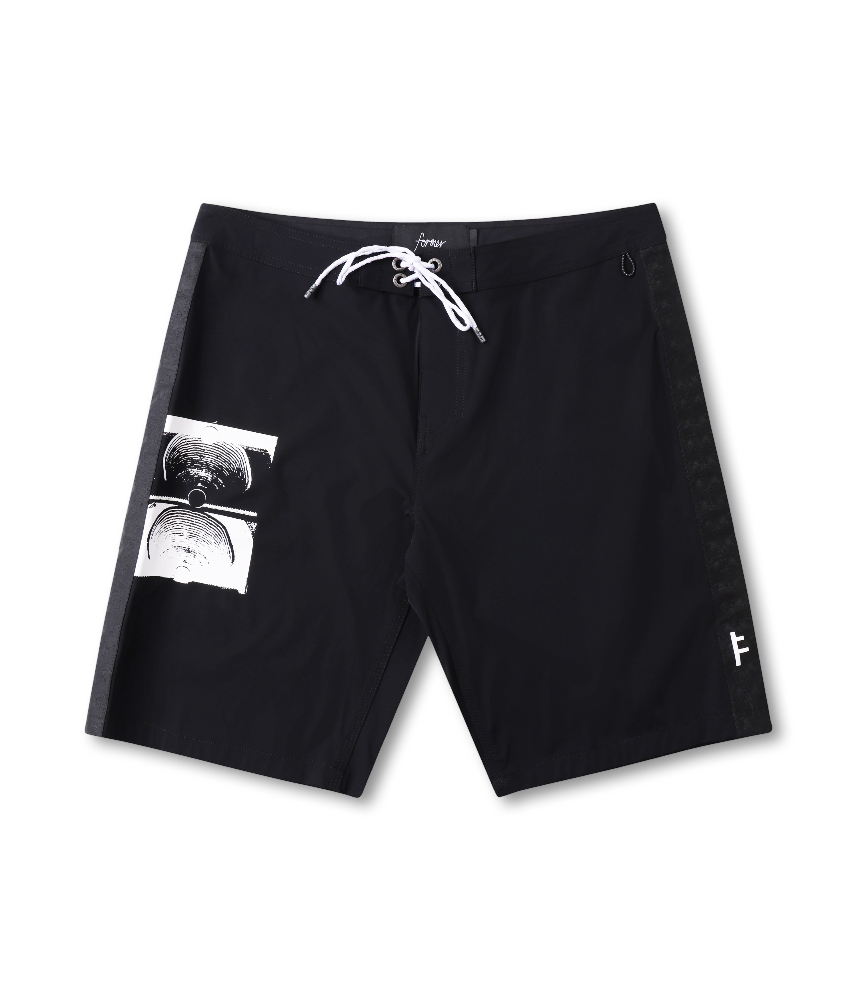 FORMER Militant 18.5" trunk - Black