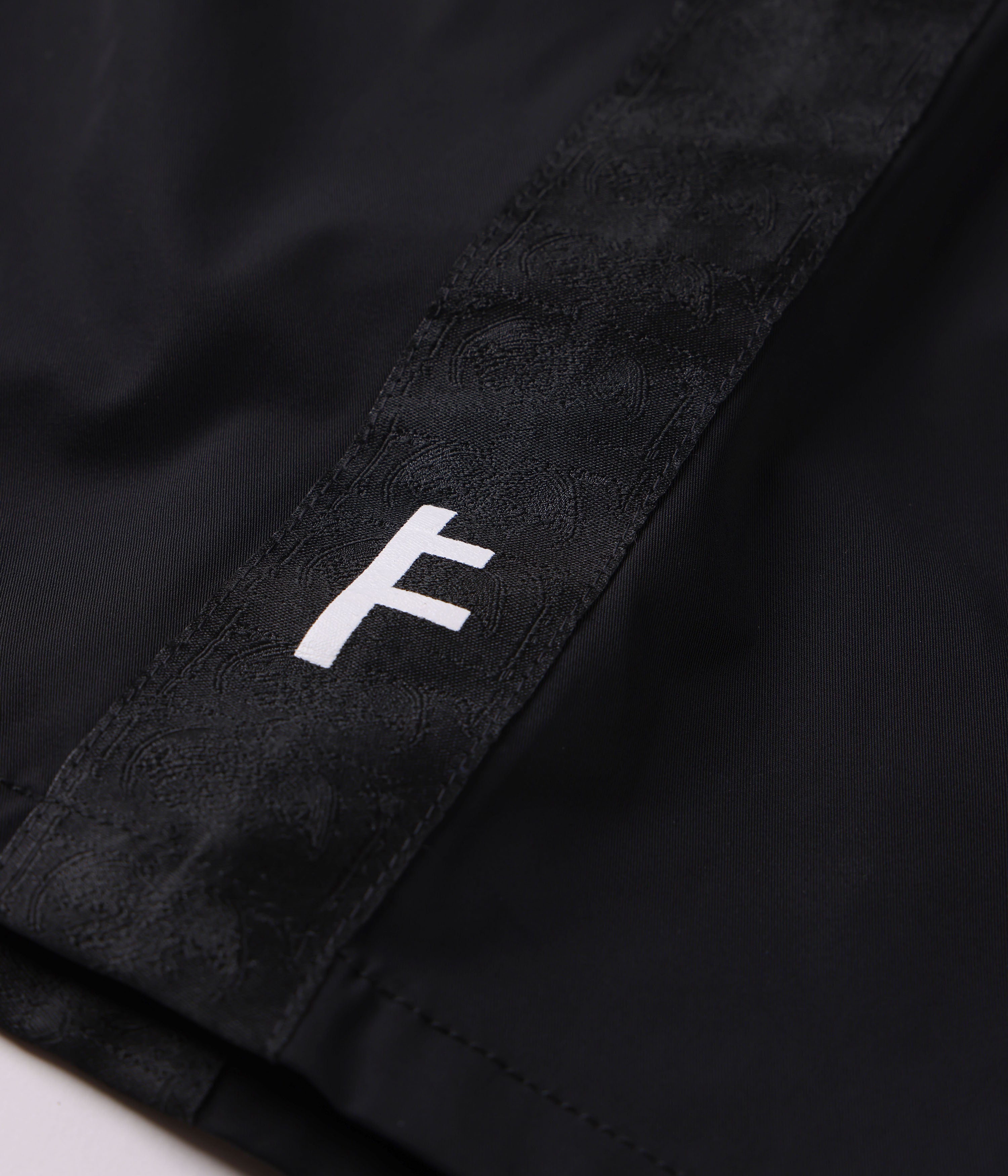 FORMER Militant 18.5" trunk - Black