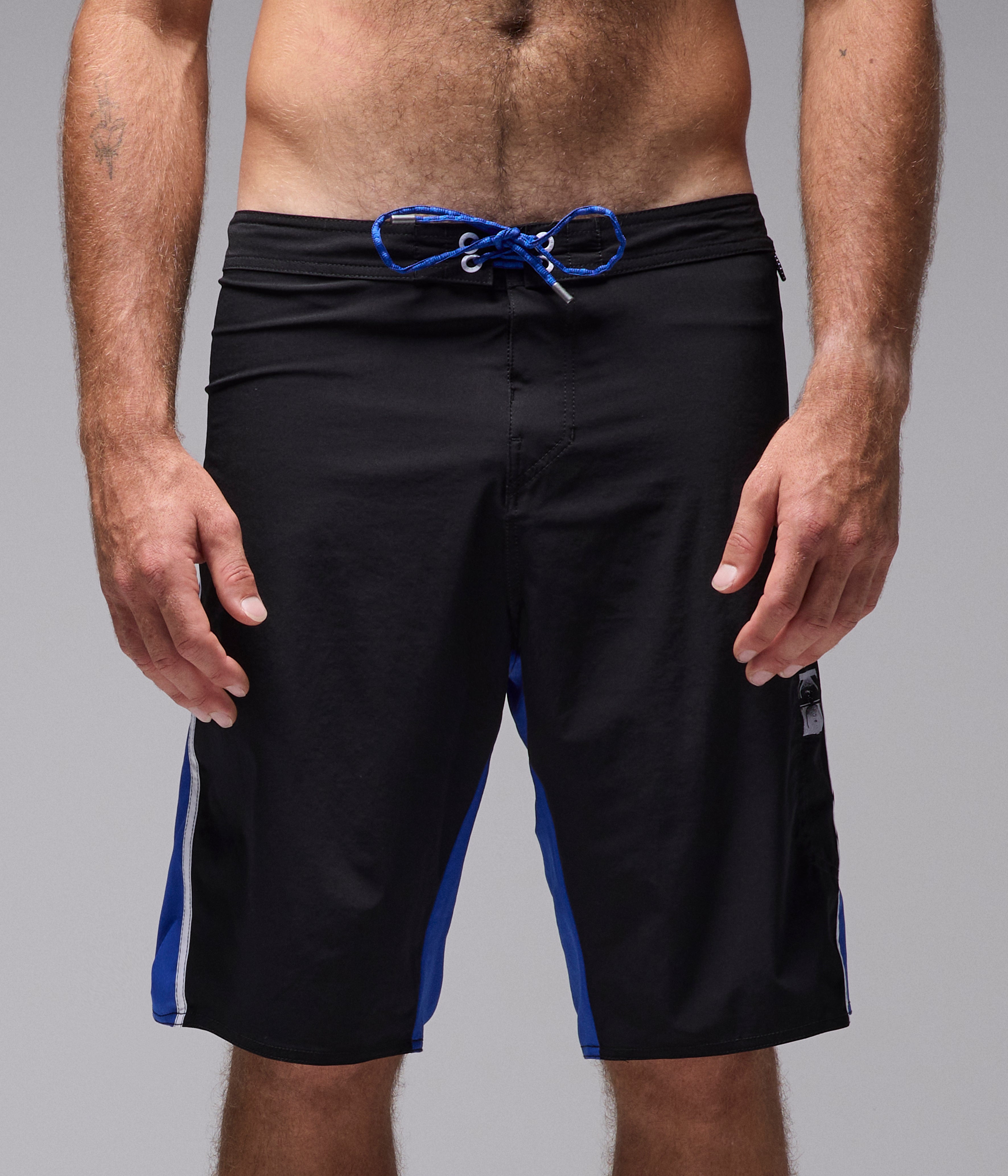 FORMER Proscription 21" trunk - Black