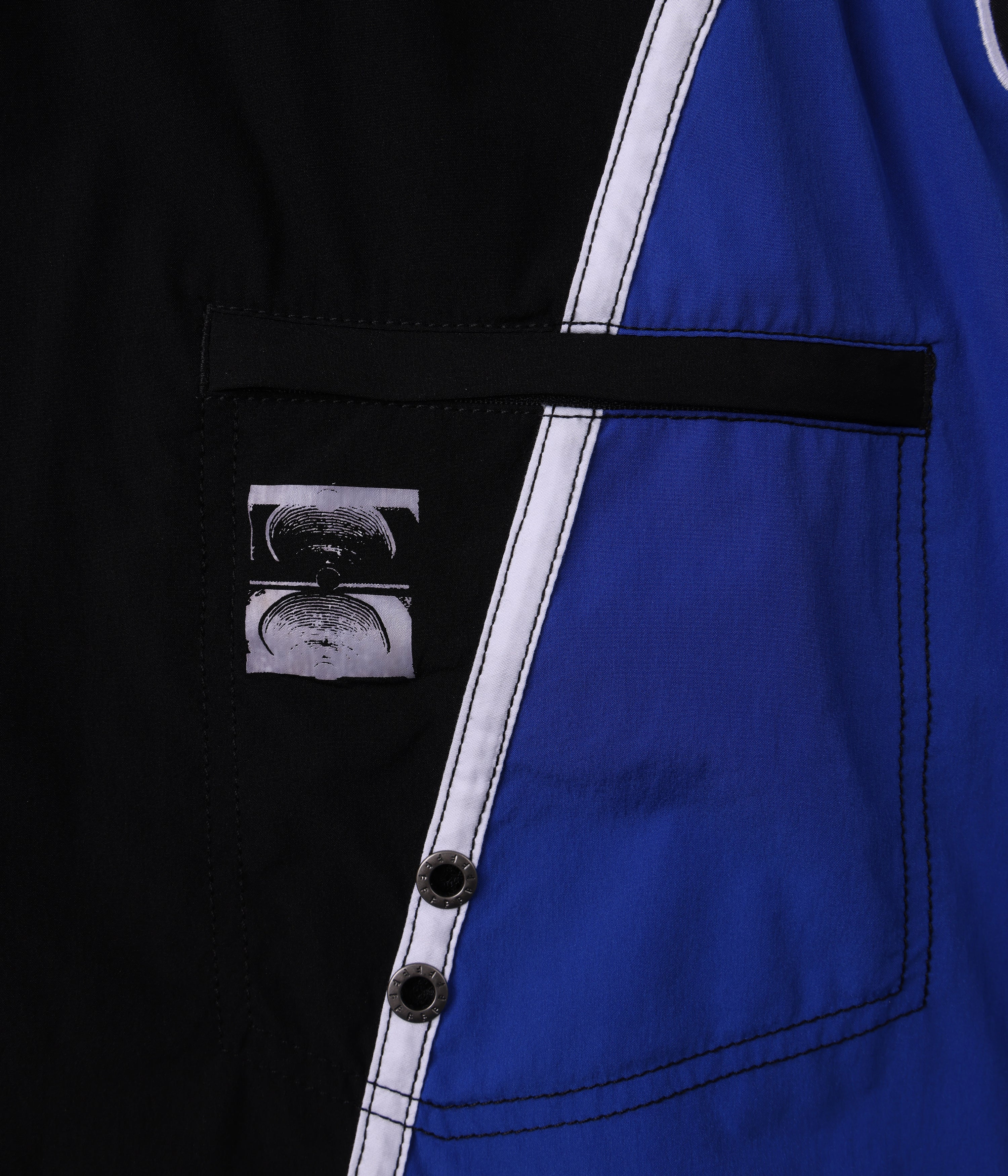 FORMER Proscription 21" trunk - Black