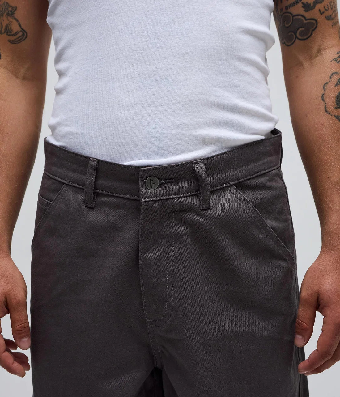 FORMER Reynolds 21 walk short - Gunmetal
