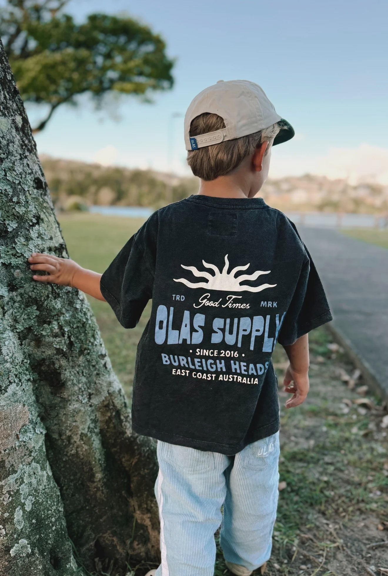 OLAS SUPPLY Sol mini tee
