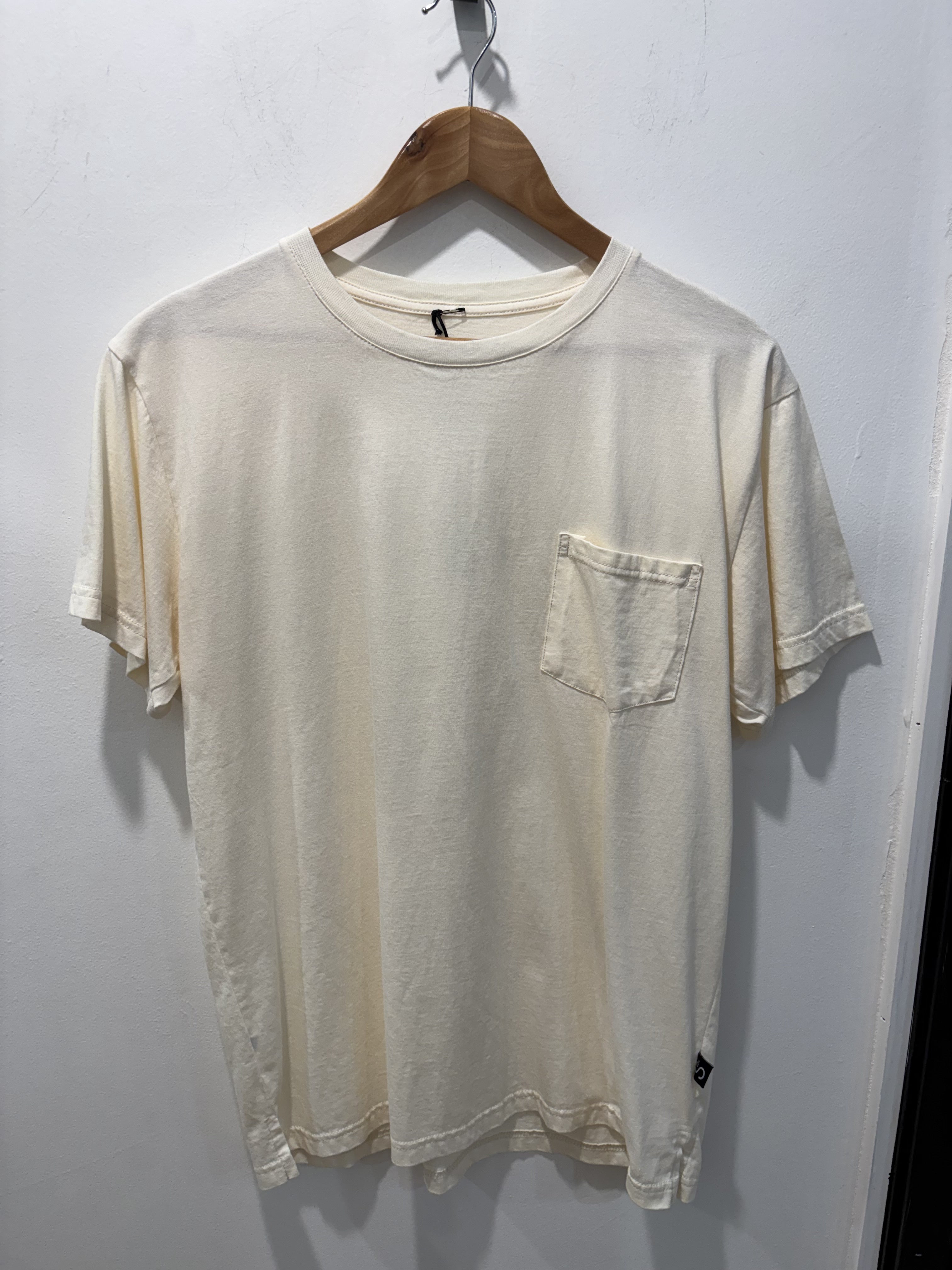 SBASIC Classic Pocket Tee – Bone
