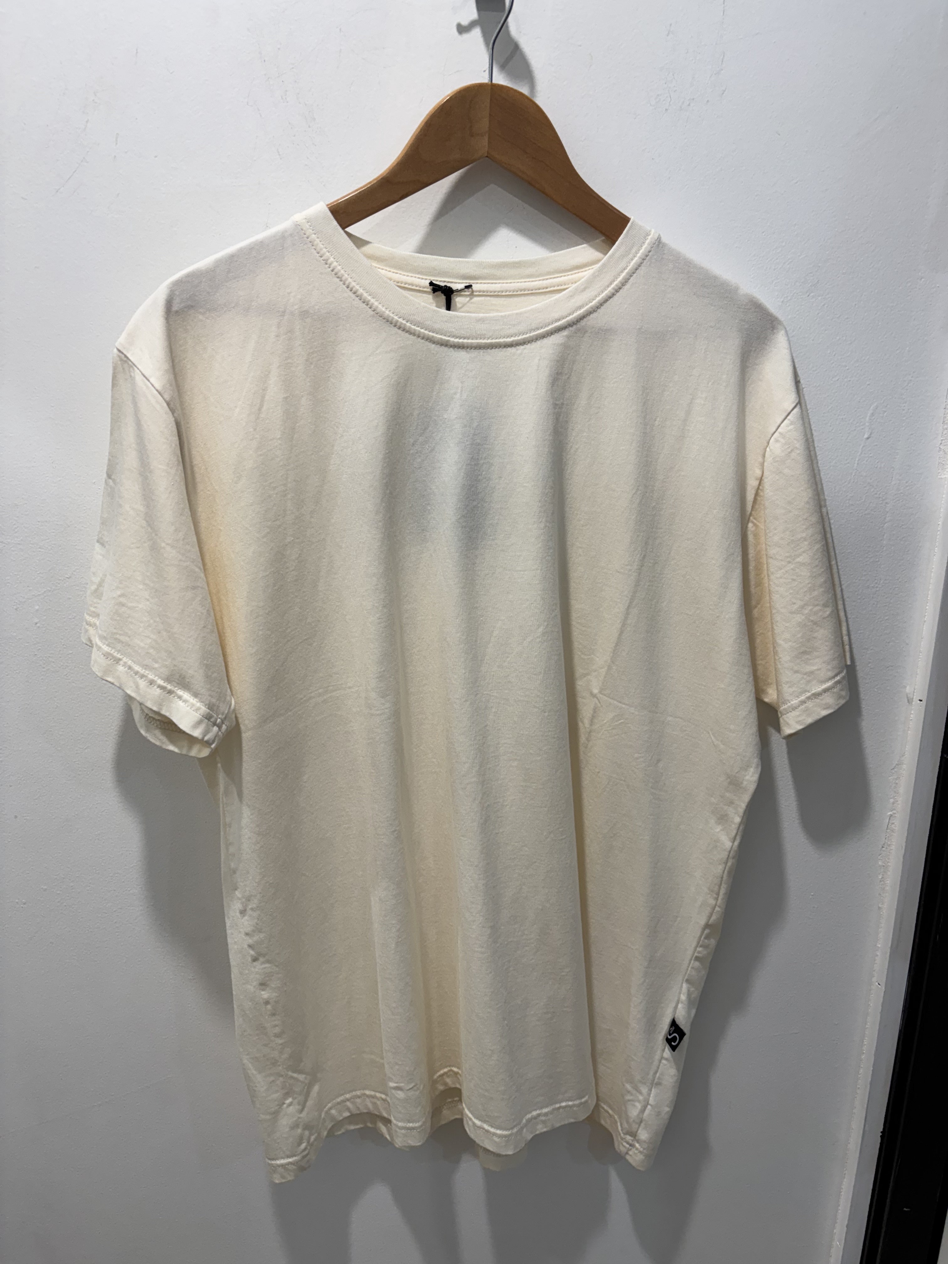 SBASIC Classic Tee – Bone