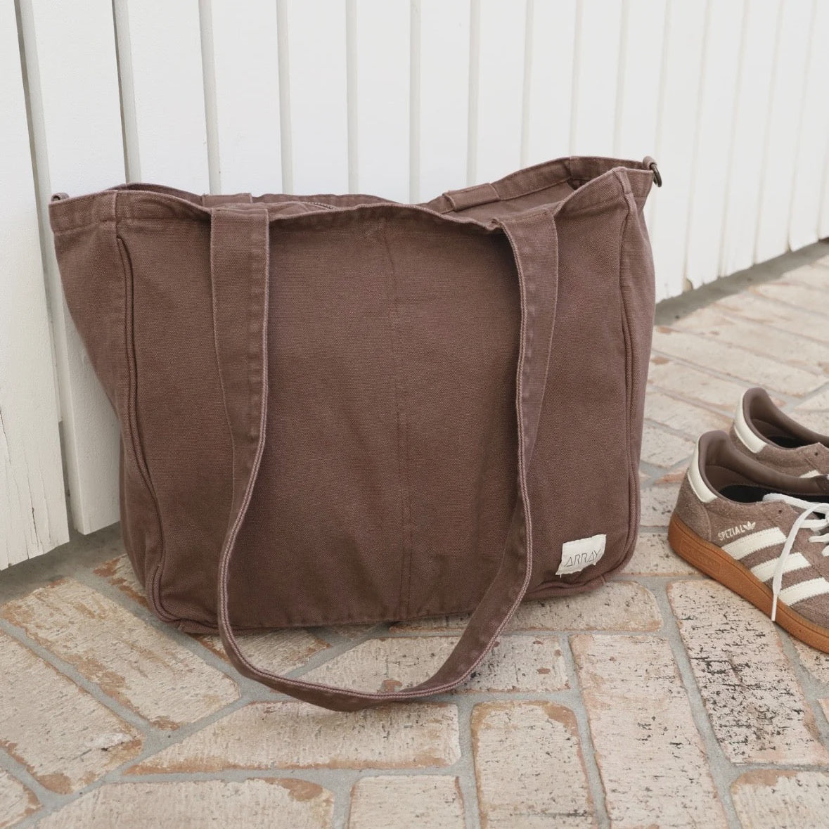 ARRAY Large Pocket Tote - CHOCOLATE BROWN