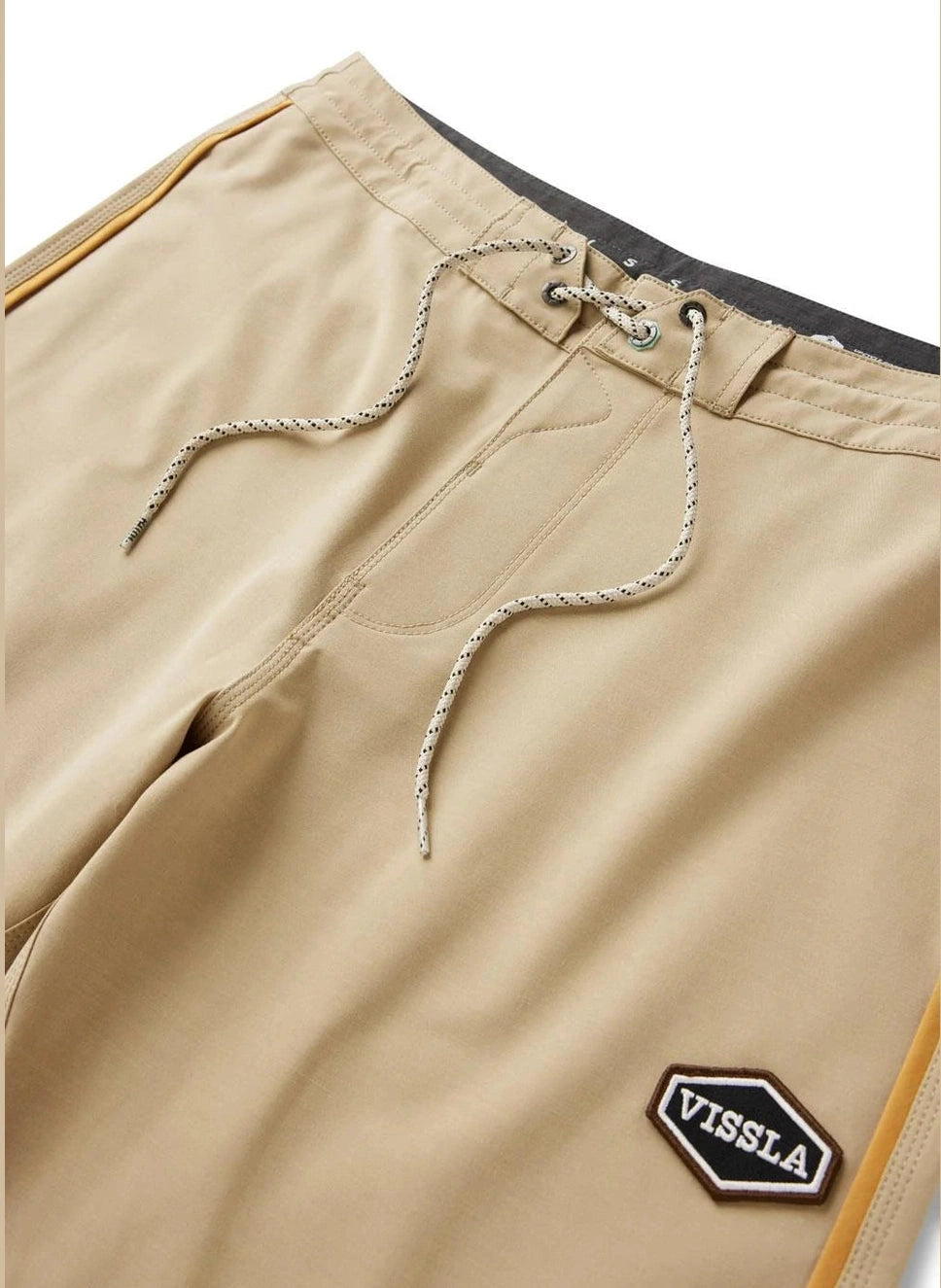 VISSLA Solid Sets 18.5" Boardshort - Khaki