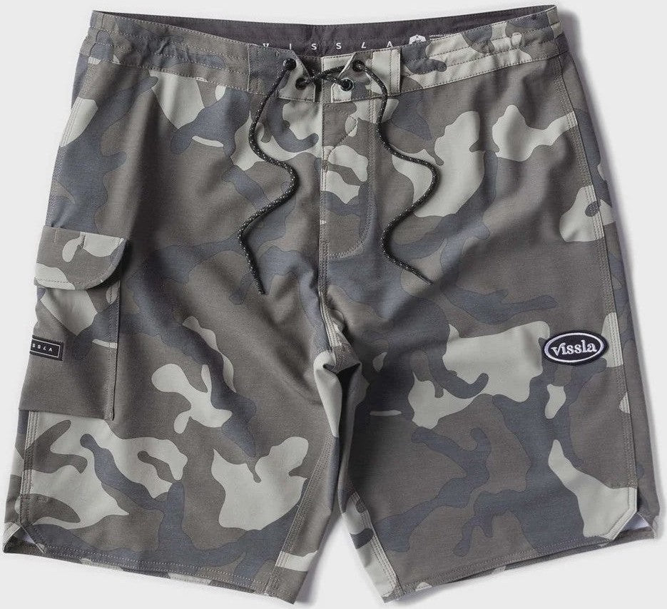 VISSLA Long Sets 21" Boardshort - Camo