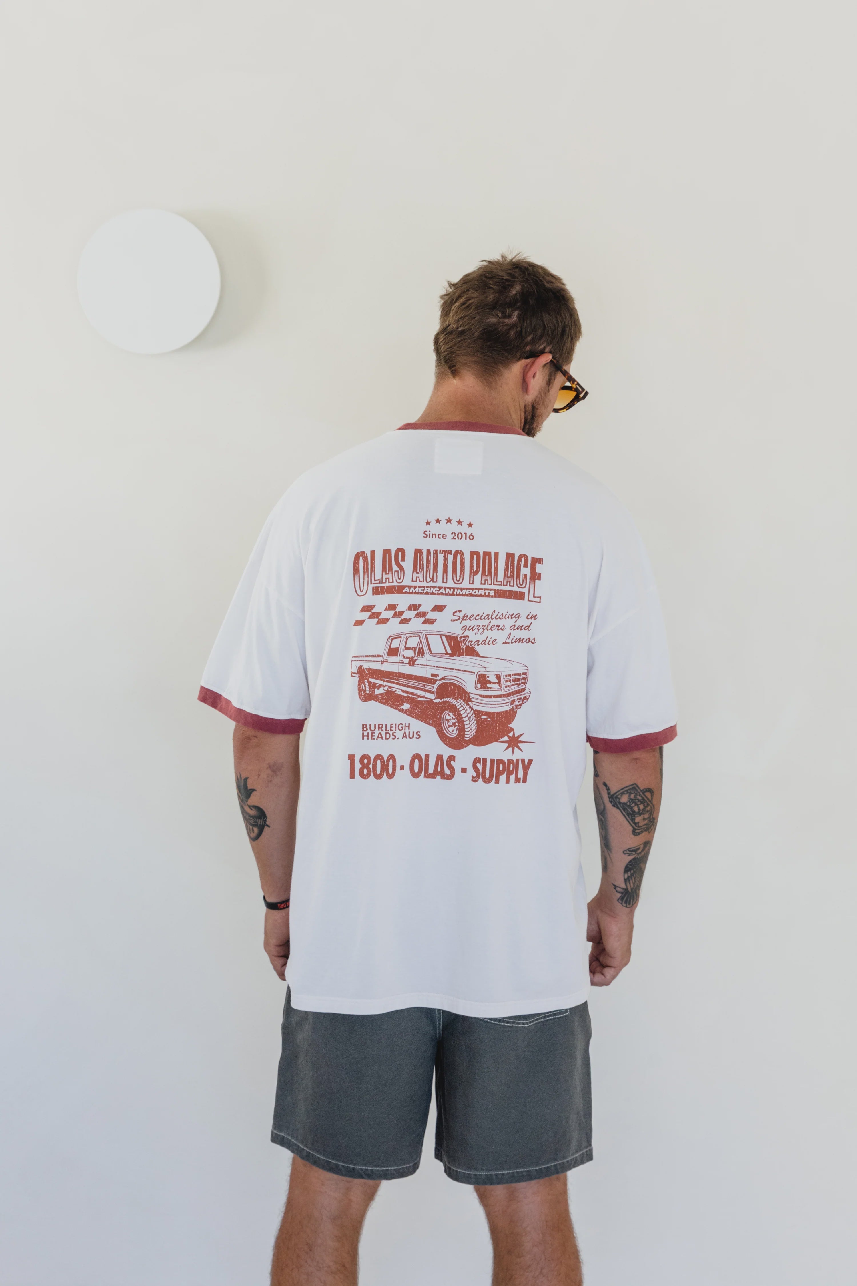 OLAS SUPPLY Autopalace box tee