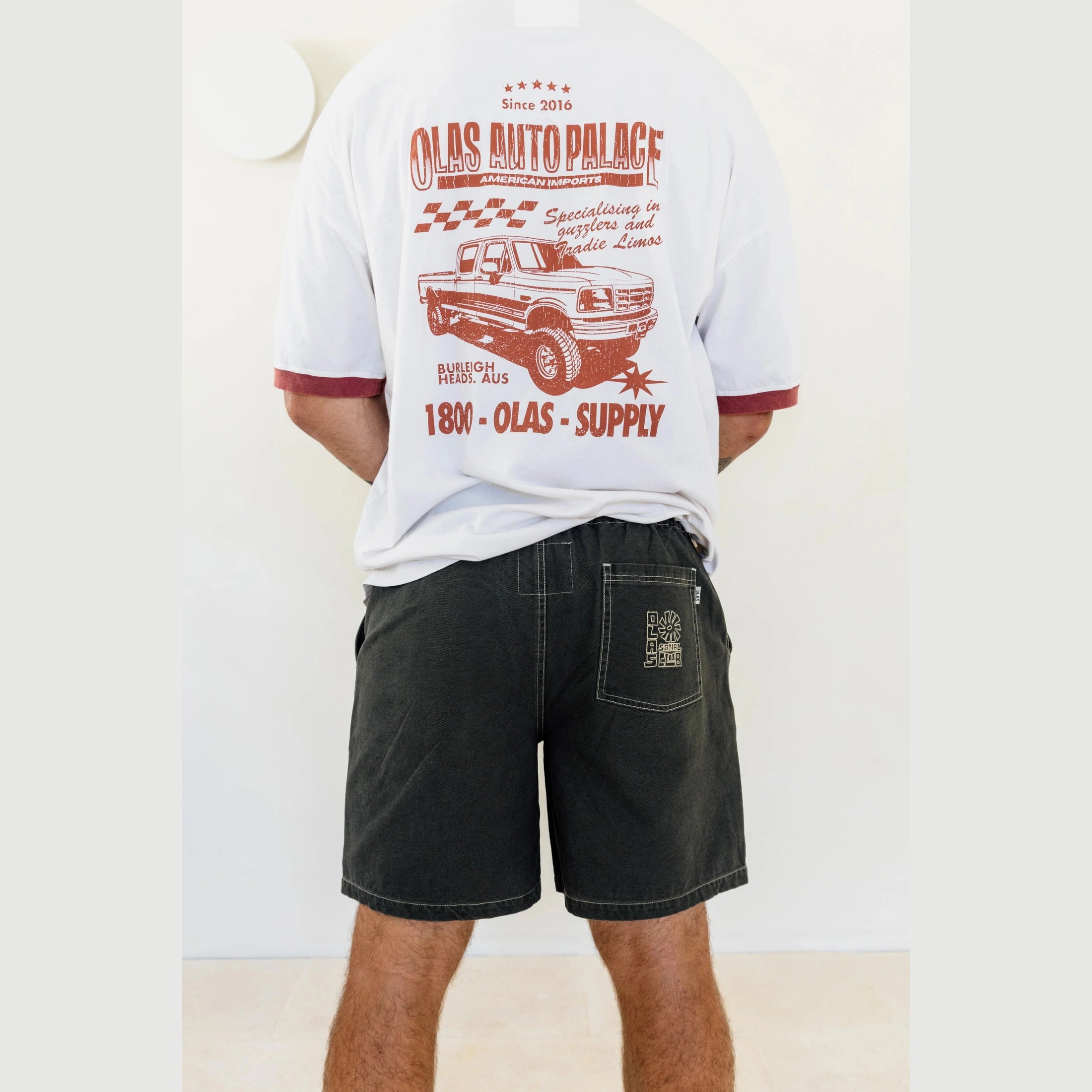 OLAS SUPPLY Social club walk short
