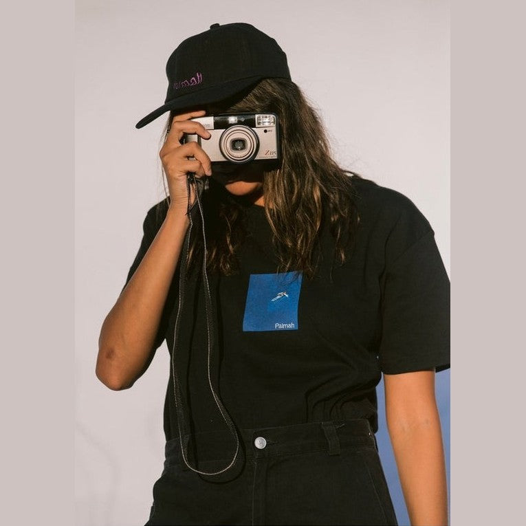 Palmah floating tee - black