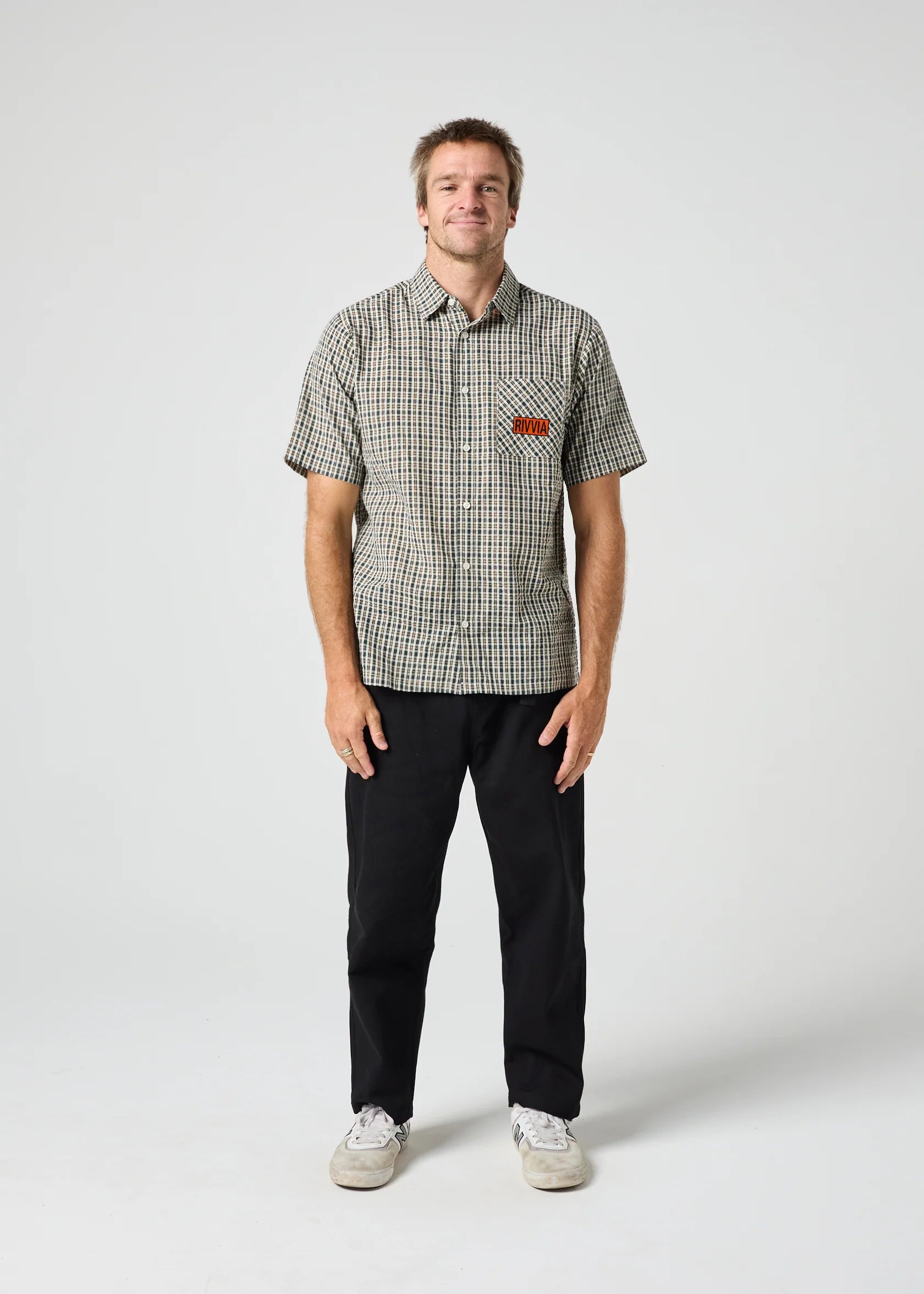 RIVVIA PROJECTS Box logo ss shirt - Green