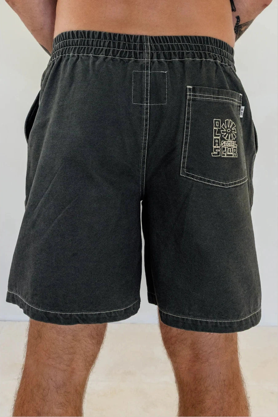 OLAS SUPPLY Social club walk short