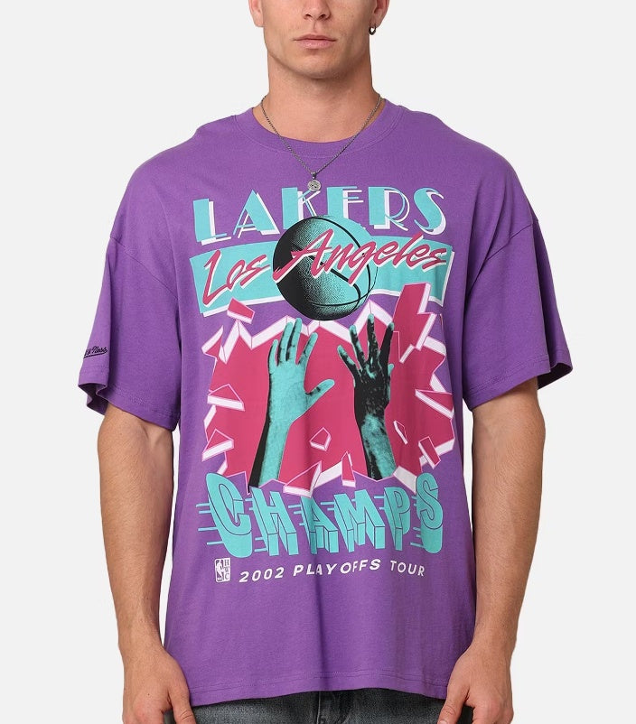 Mitchell & Ness Los Angeles Lakers 2002 Playoffs Tour T-Shirt