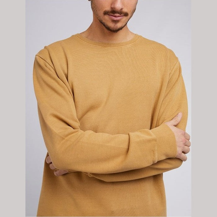 Silent theory curved hem crew mustard
