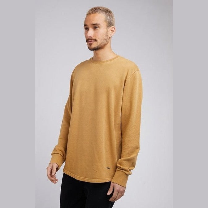 Silent theory curved hem crew mustard