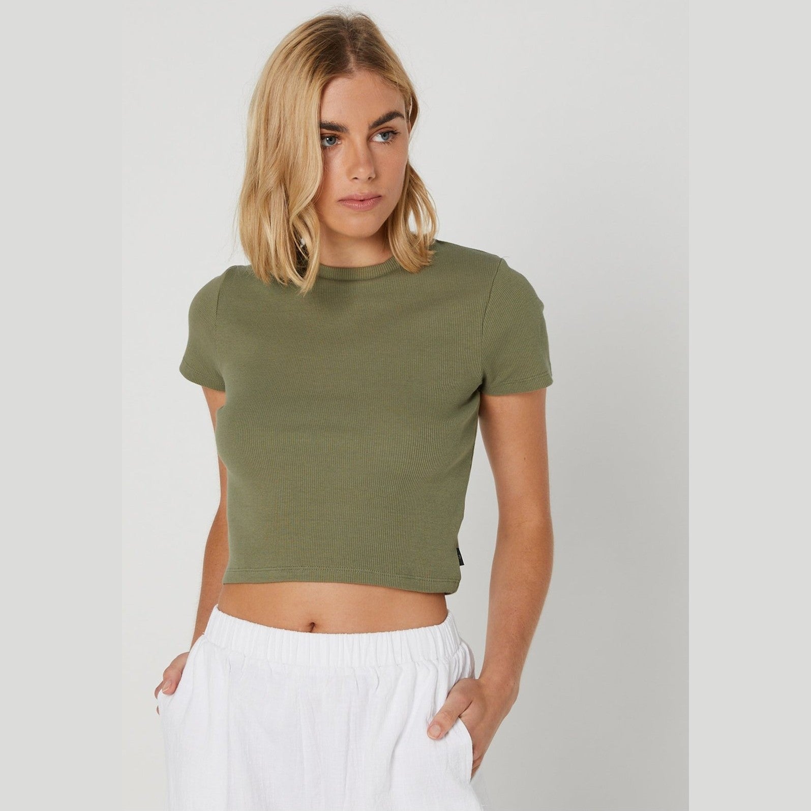 Silent theory harlem rib tee khaki