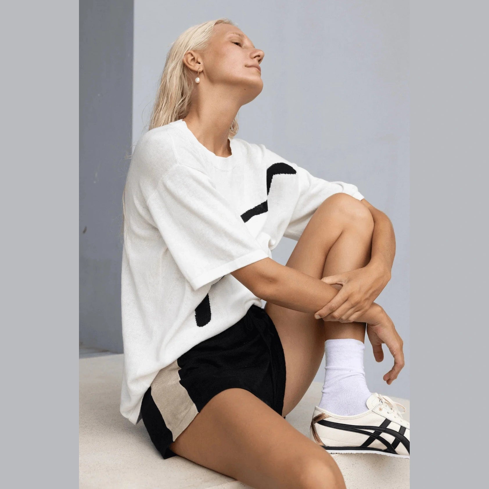 ARCAA Larri Linen Knit Short - Black & Taupe