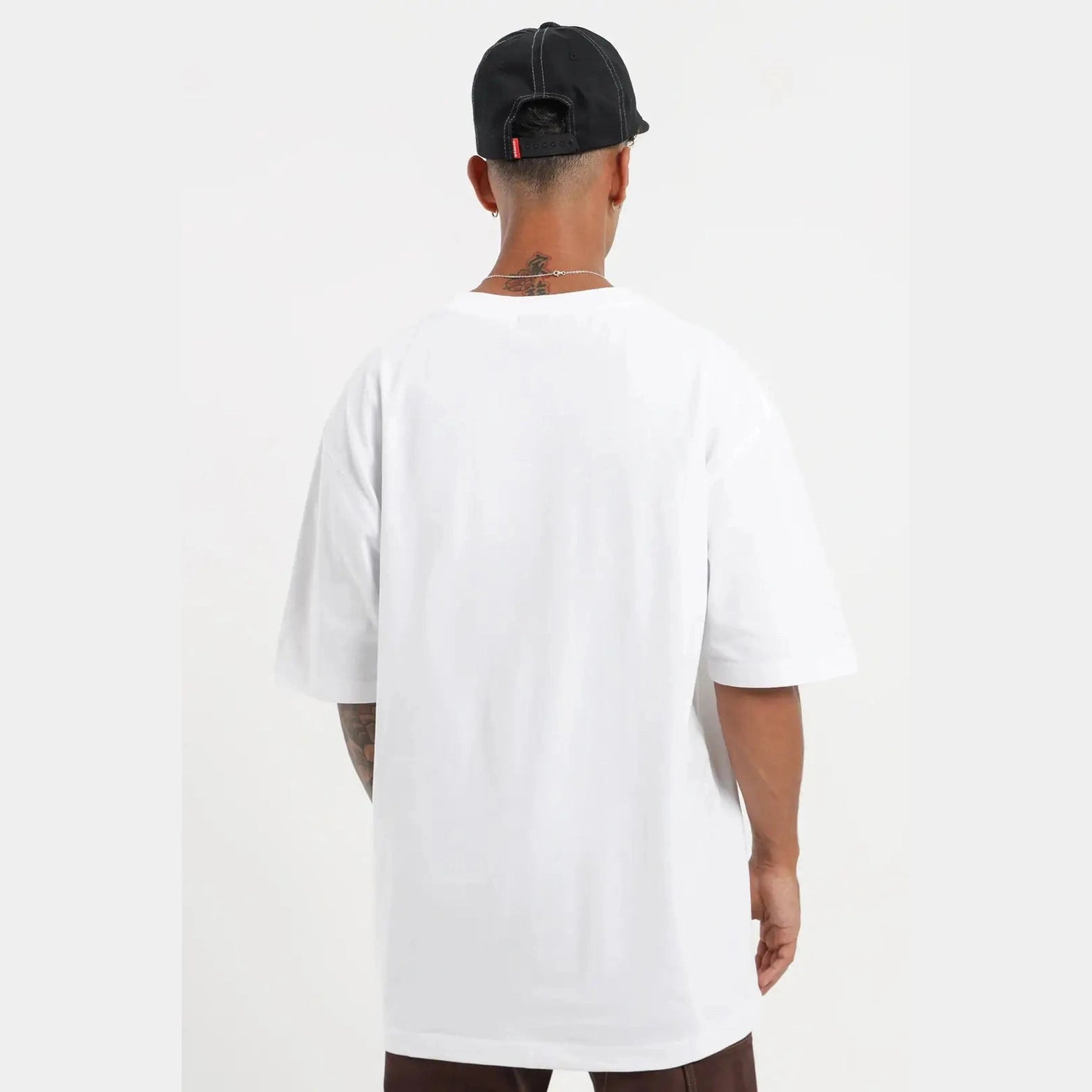 Worship everyones watching tee - white