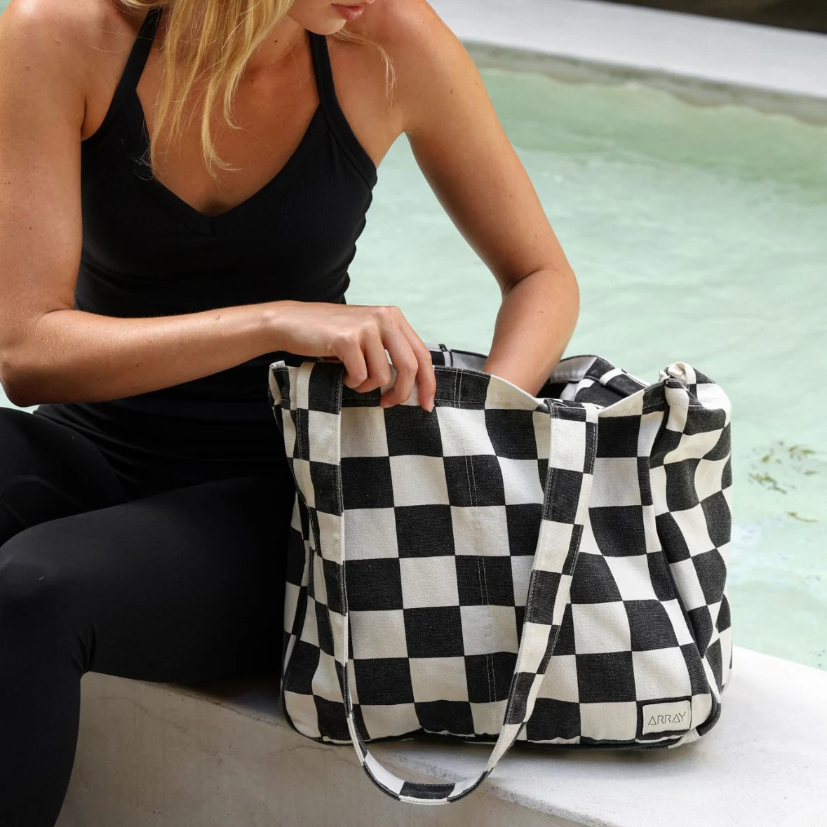ARRAY Everyday Pocket Tote - Black check