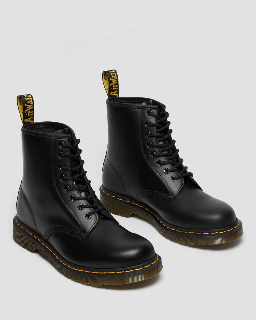 DR MARTENS 1460 8 eye boot - Black smooth