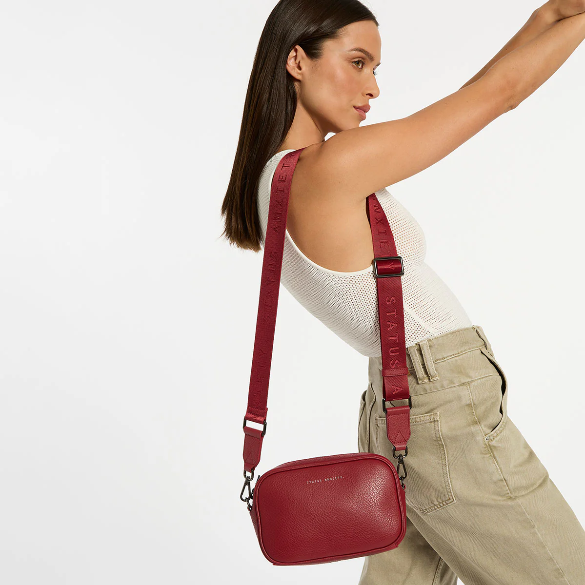 STATUS ANXIETY Plunder Bag With Webbed Strap - Rouge