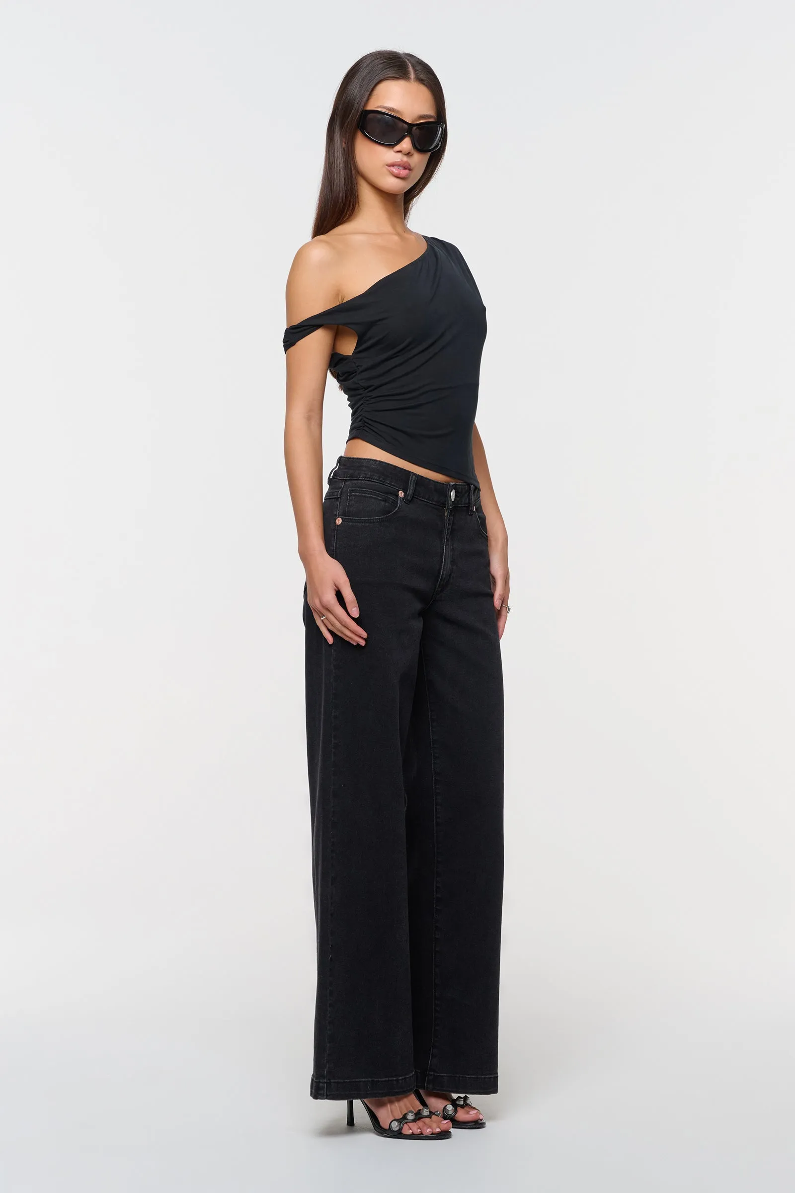 ABRAND 95 Mid & Wide Brie